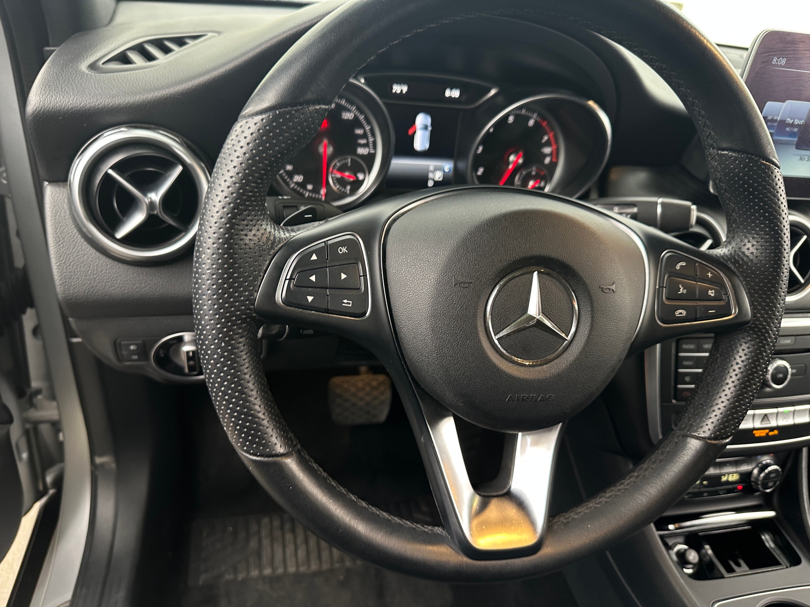 Thumbnail: 2020 Mercedes-Benz GLA - 4
