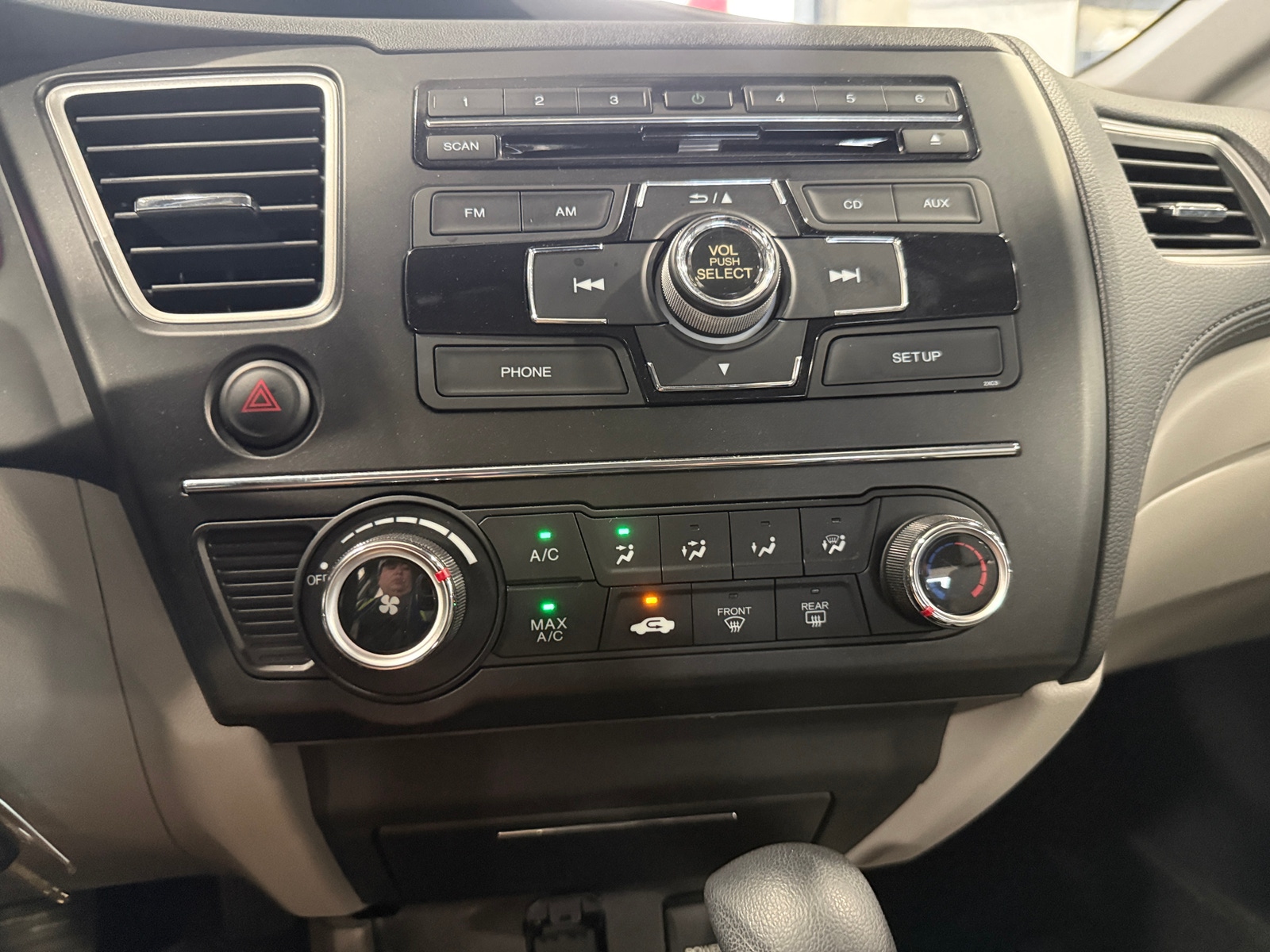 Thumbnail: 2014 Honda Civic - 4