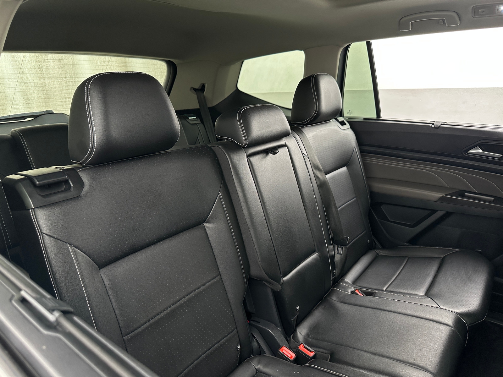 Thumbnail: 2022 Volkswagen Atlas - 5