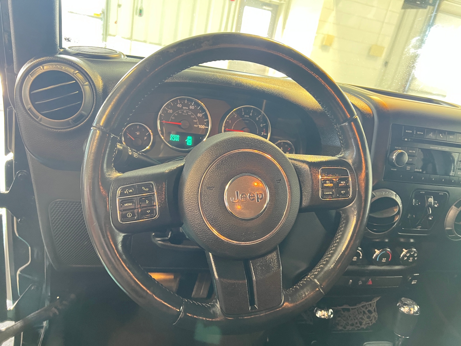 Thumbnail: 2015 Jeep Wrangler - 5