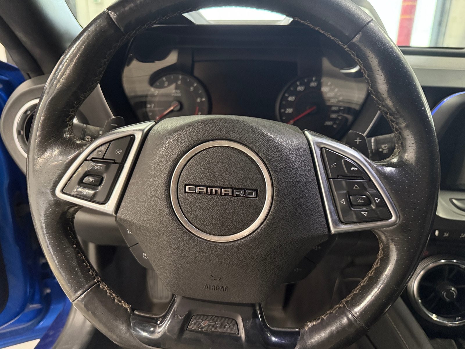 Thumbnail: 2017 Chevrolet Camaro - 4