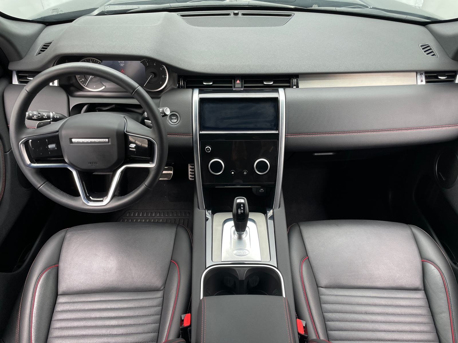 Thumbnail: 2023 Land Rover Discovery Sport - 2