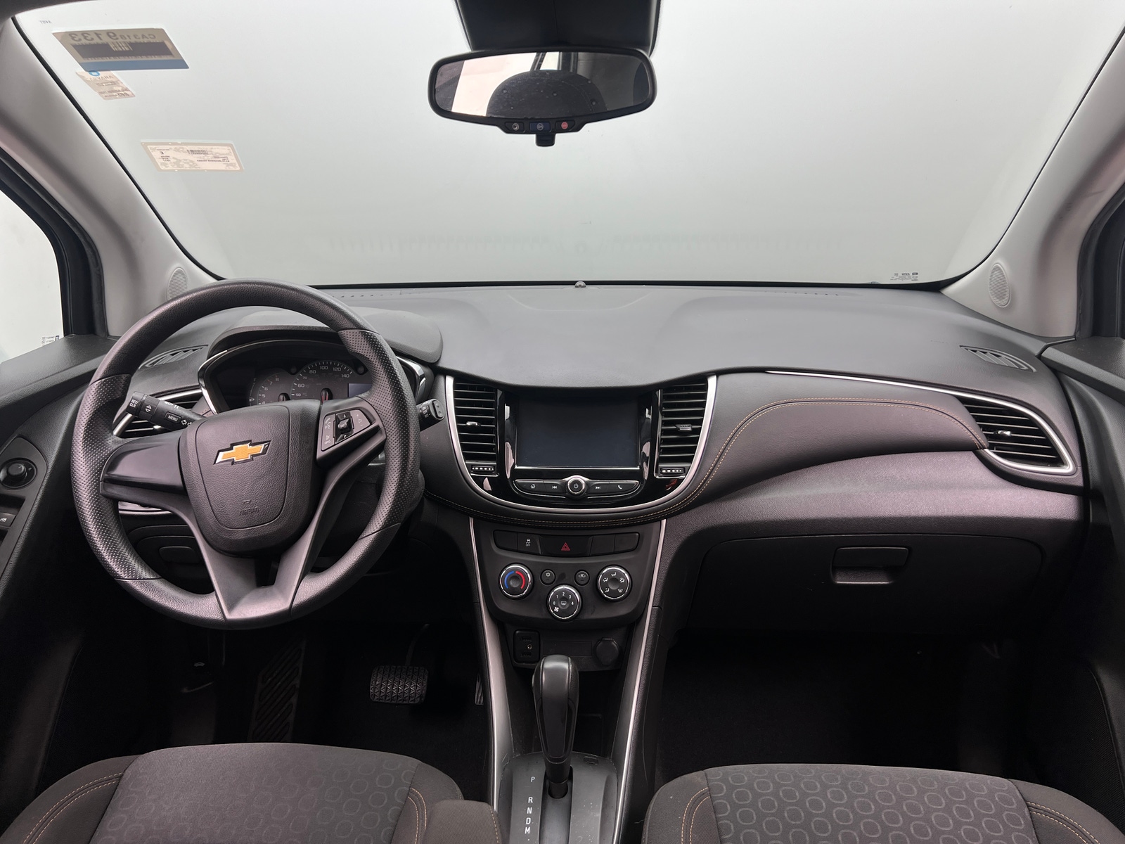 Thumbnail: 2017 Chevrolet Trax - 3