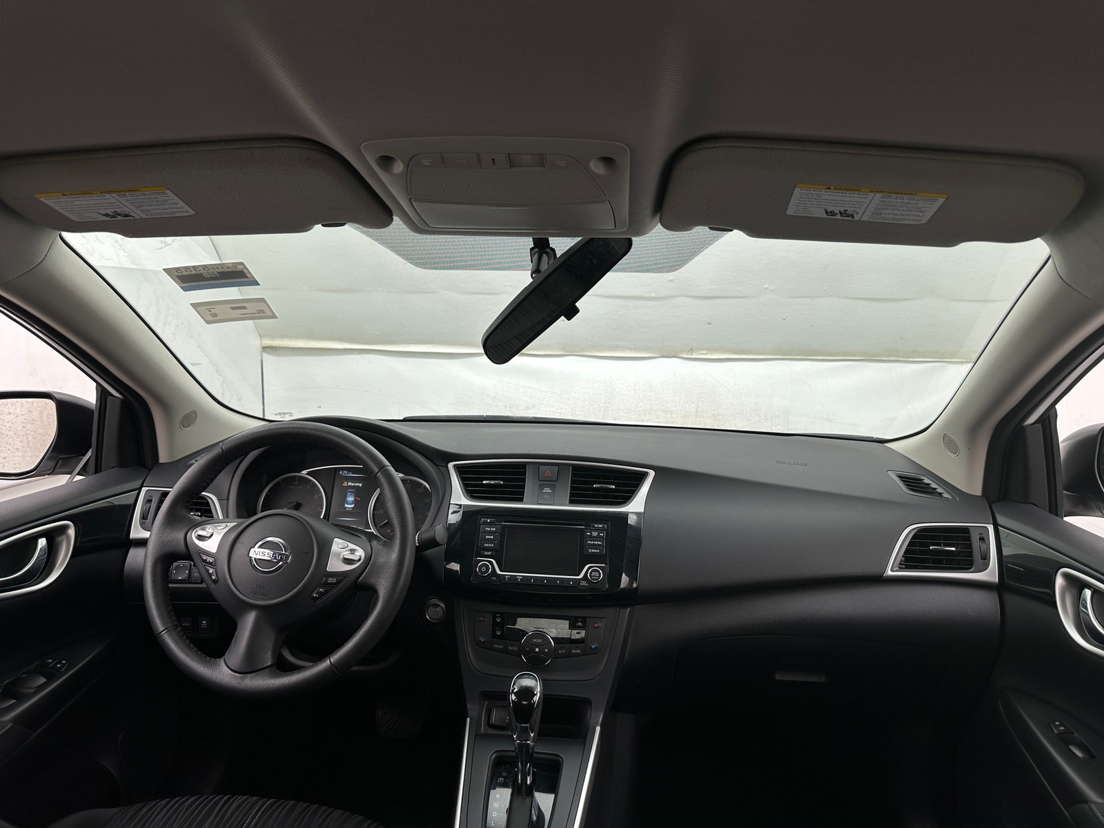 Thumbnail: 2018 Nissan Sentra - 3