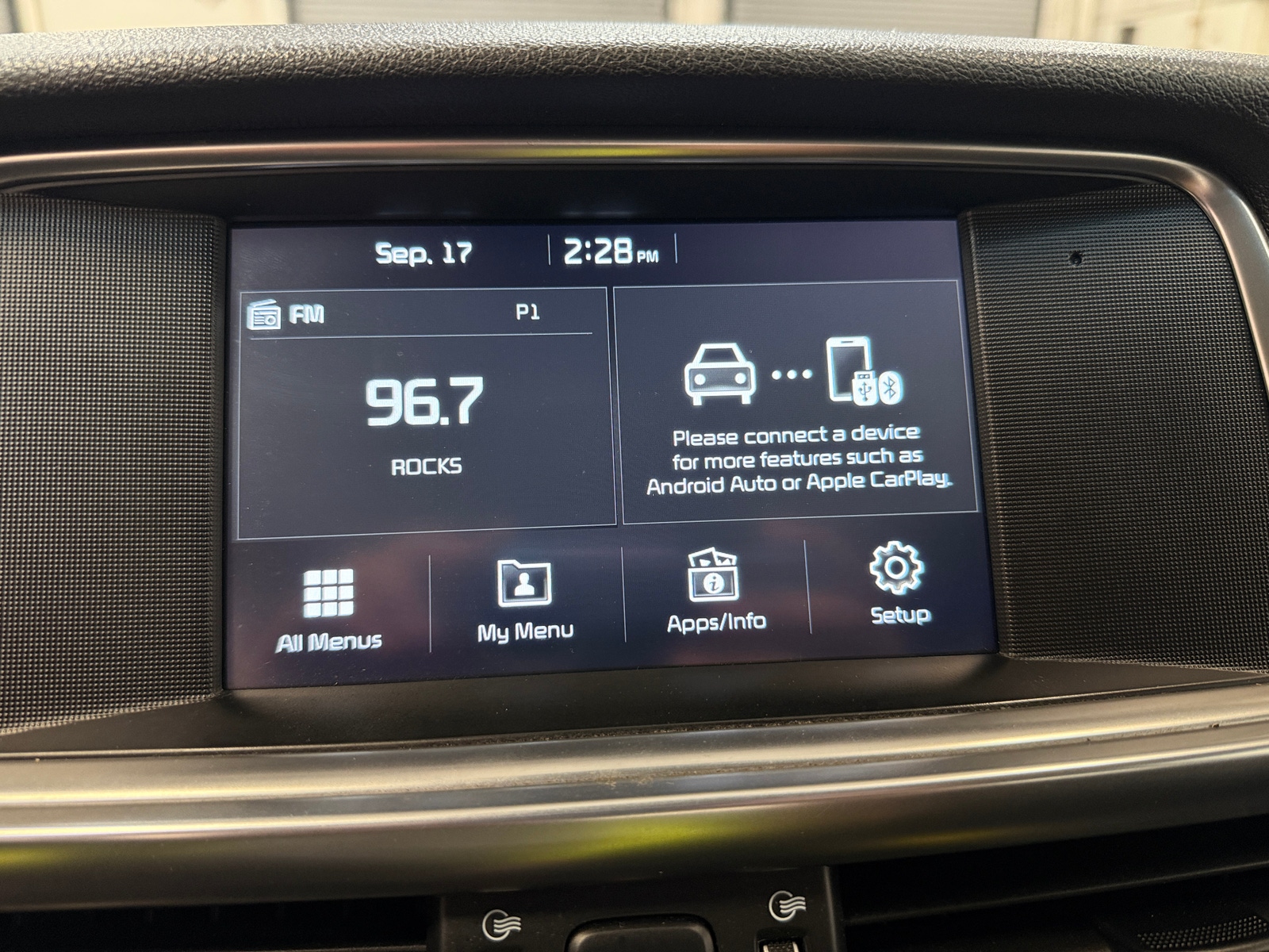 Thumbnail: 2018 Kia Optima - 4