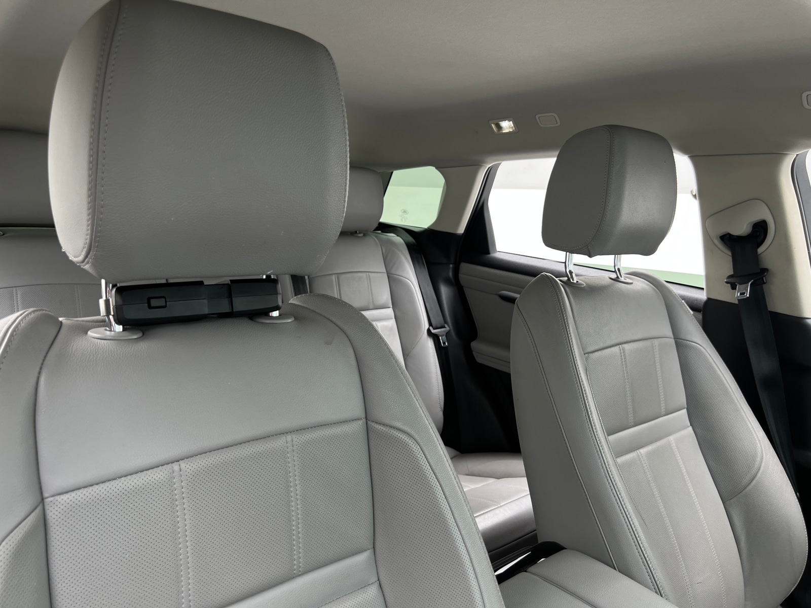 Thumbnail: 2023 Land Rover Range Rover Evoque - 2