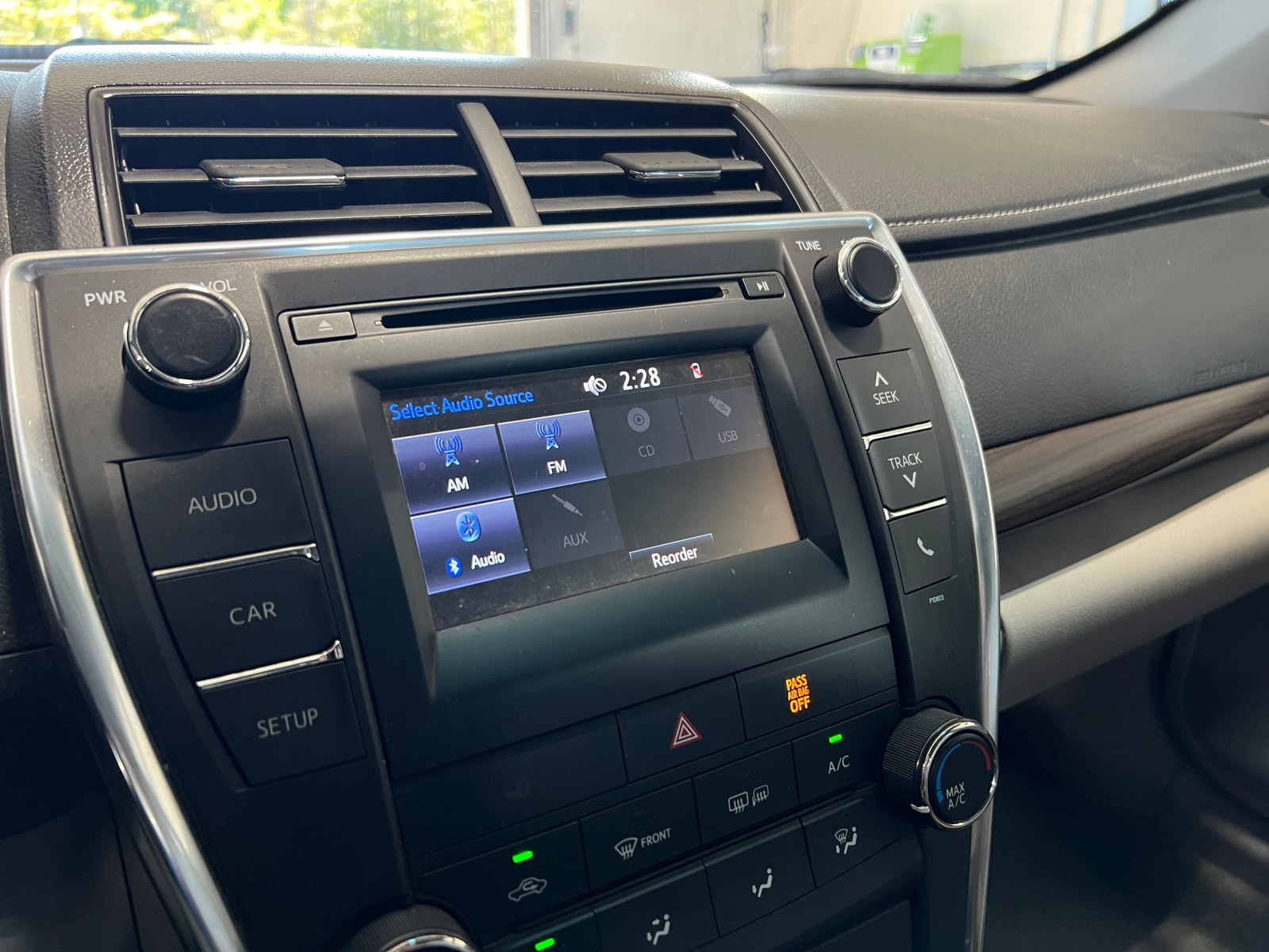 Thumbnail: 2015 Toyota Camry - 4