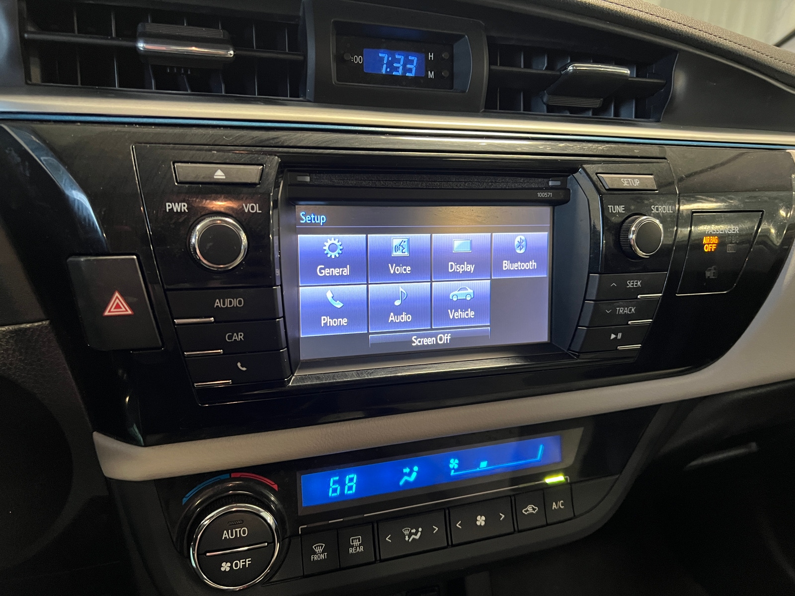Thumbnail: 2016 Toyota Corolla - 4
