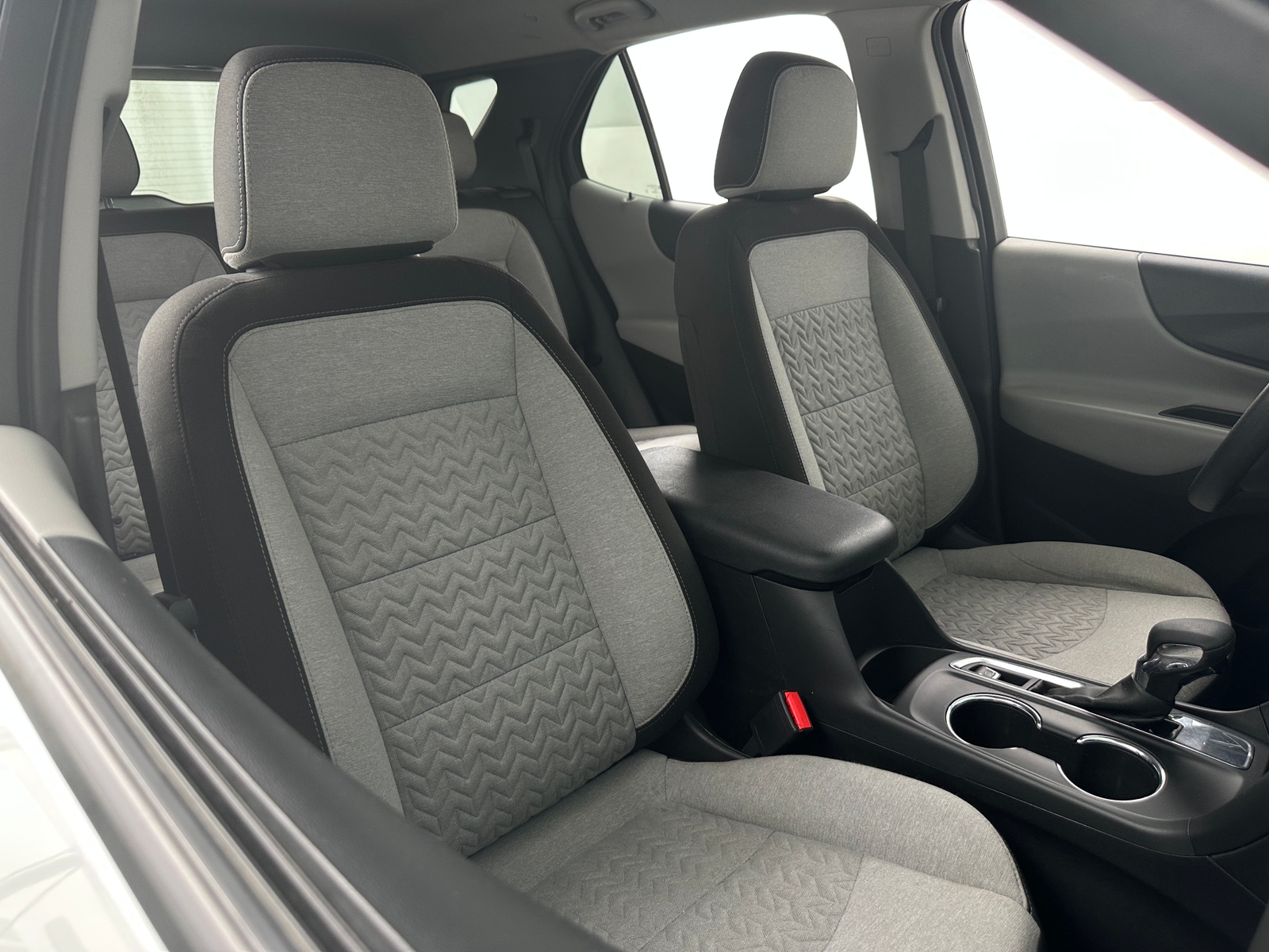 Thumbnail: 2022 Chevrolet Equinox - 2