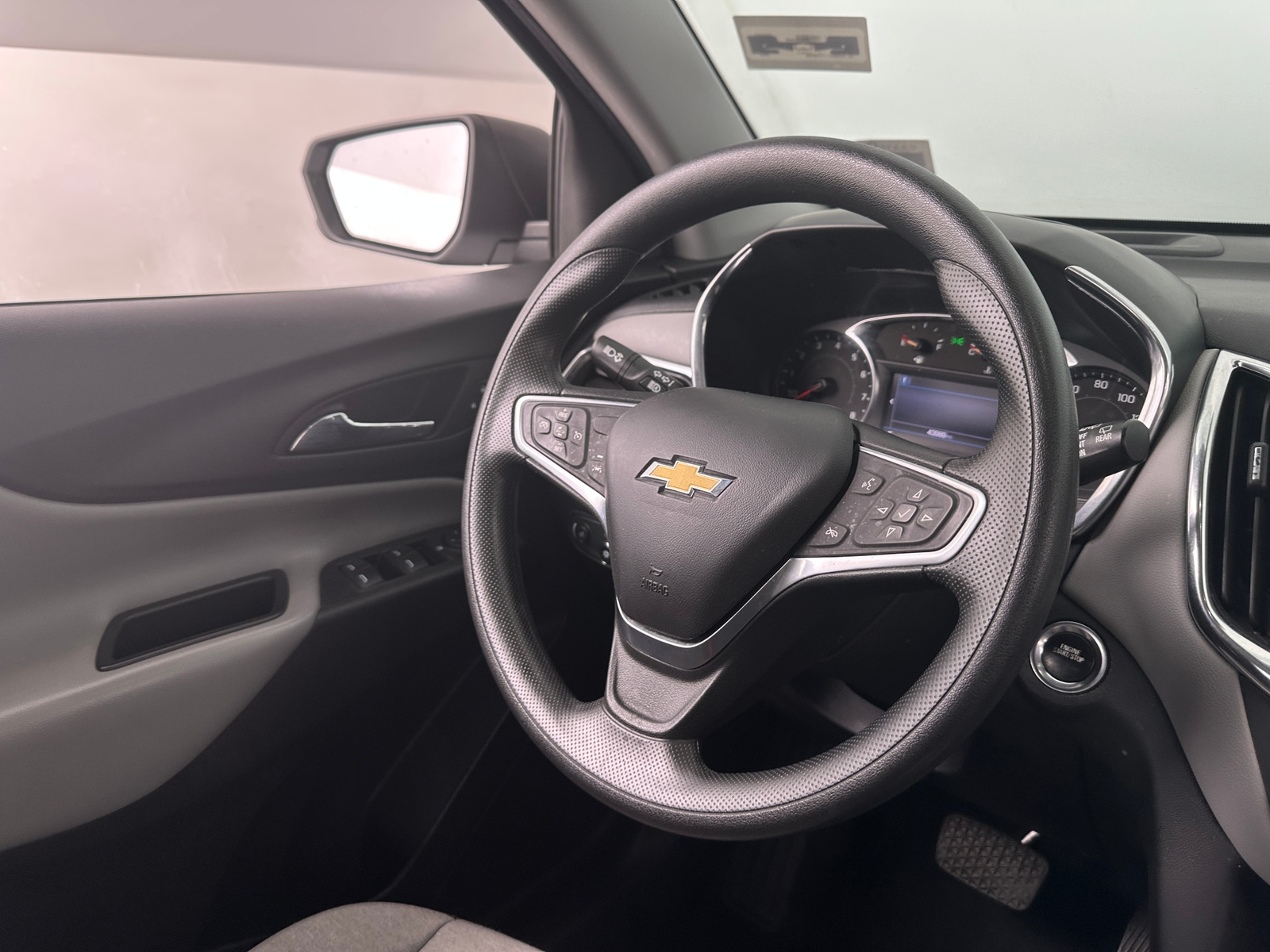 Thumbnail: 2022 Chevrolet Equinox - 5