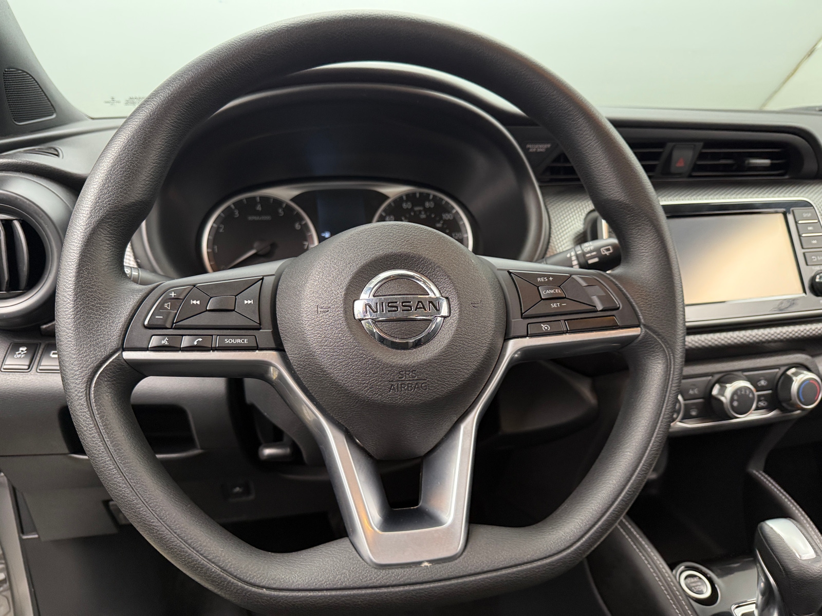 Thumbnail: 2018 Nissan Kicks - 5