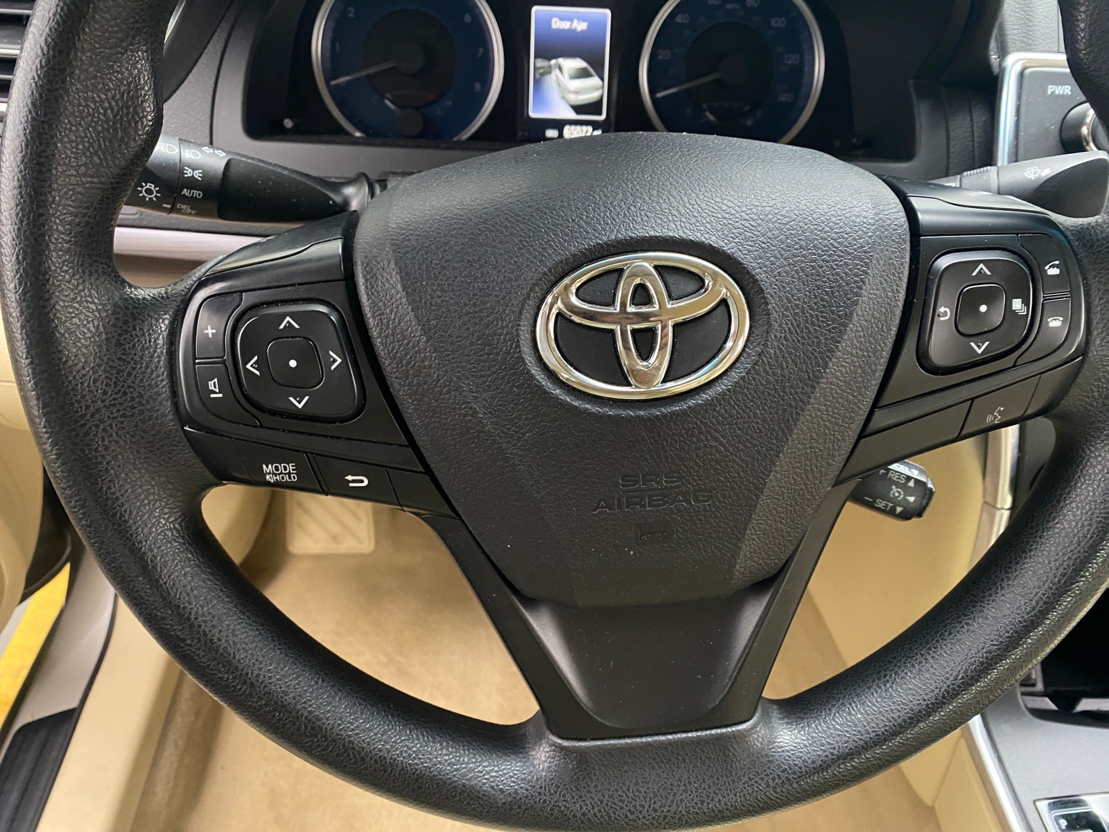 Thumbnail: 2017 Toyota Camry - 5