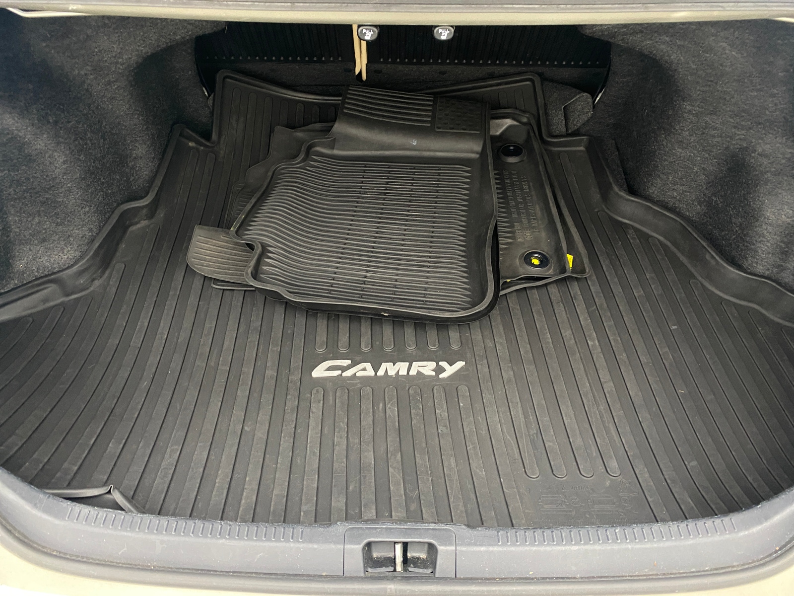 Thumbnail: 2017 Toyota Camry - 7