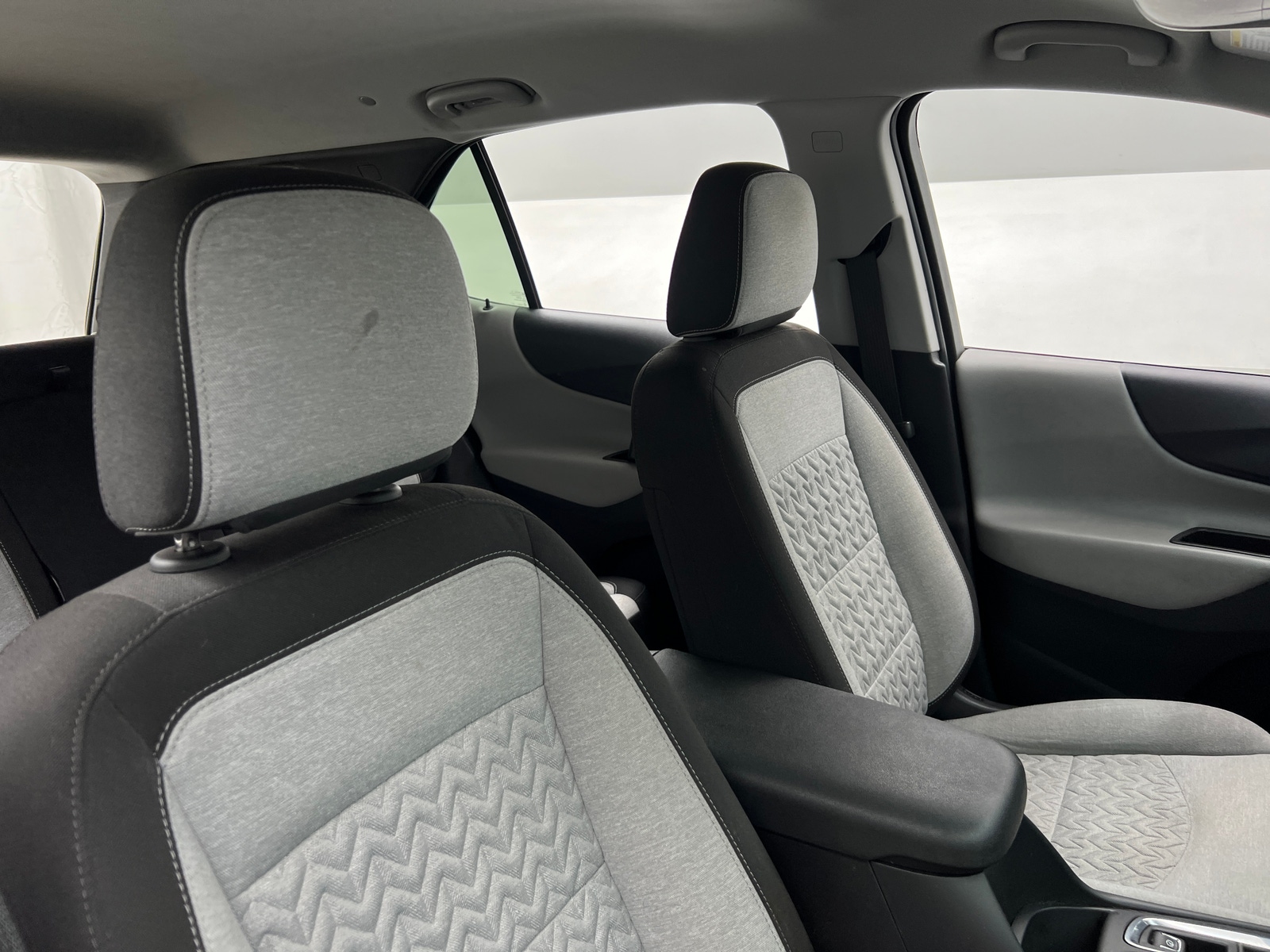 Thumbnail: 2023 Chevrolet Equinox - 2