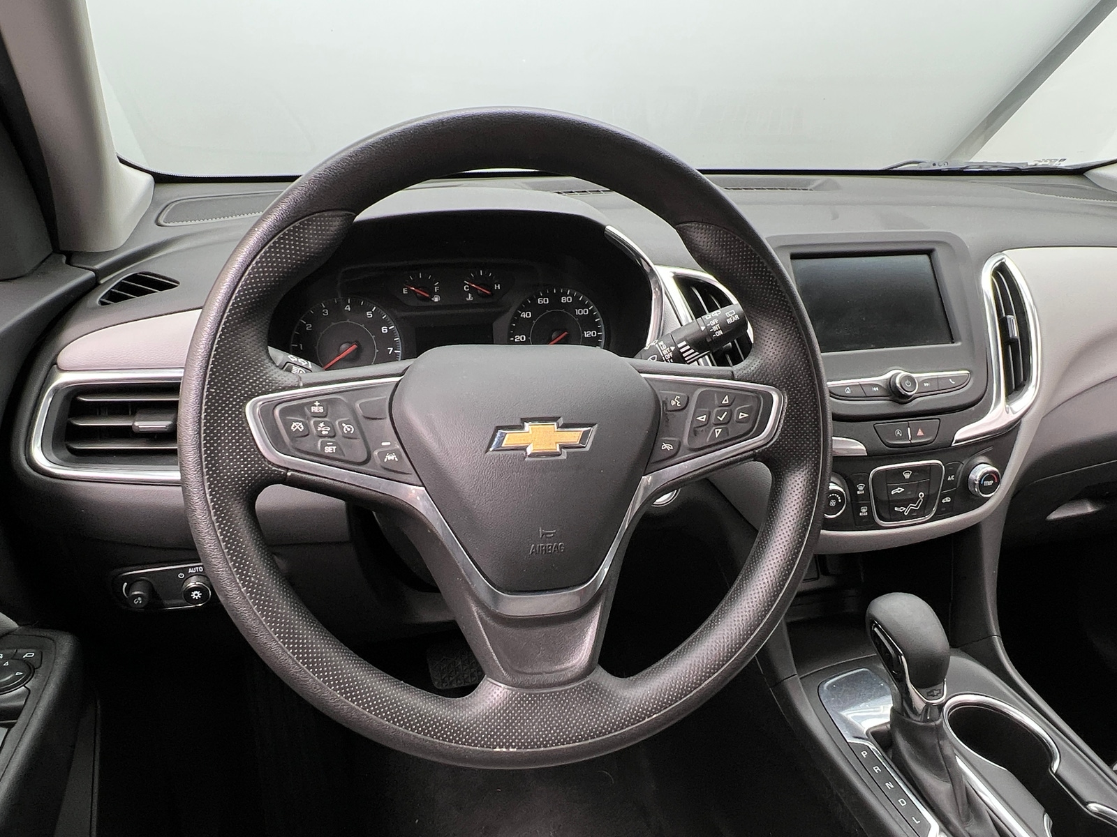 Thumbnail: 2023 Chevrolet Equinox - 5