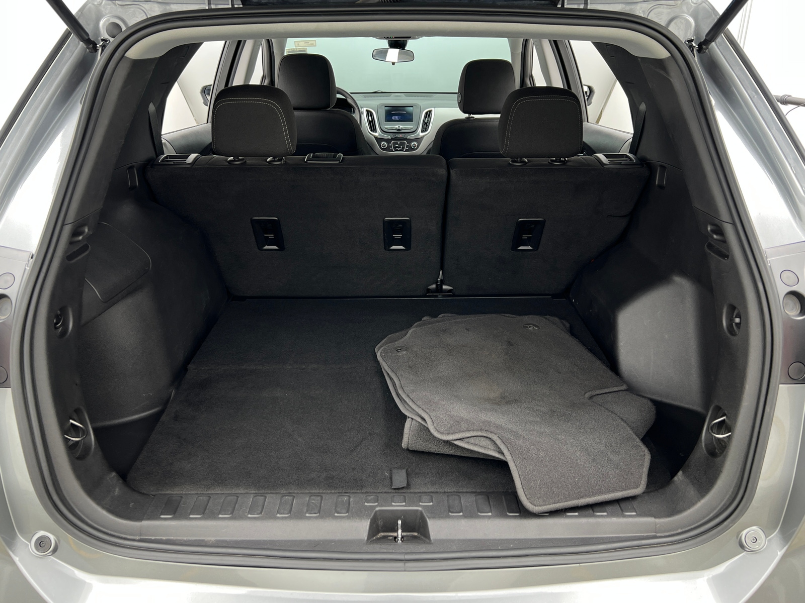Thumbnail: 2023 Chevrolet Equinox - 7