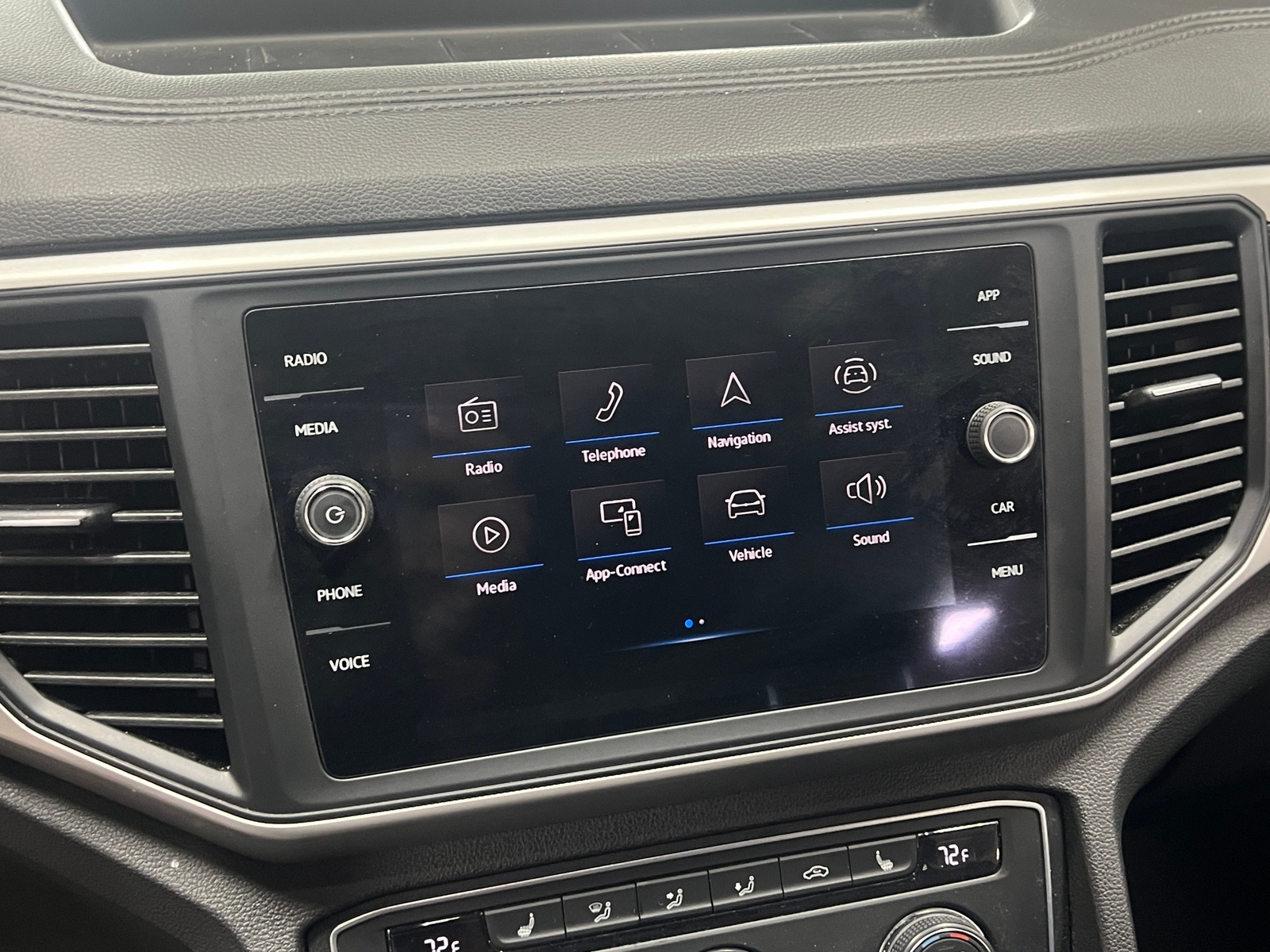 Thumbnail: 2021 Volkswagen Atlas - 3