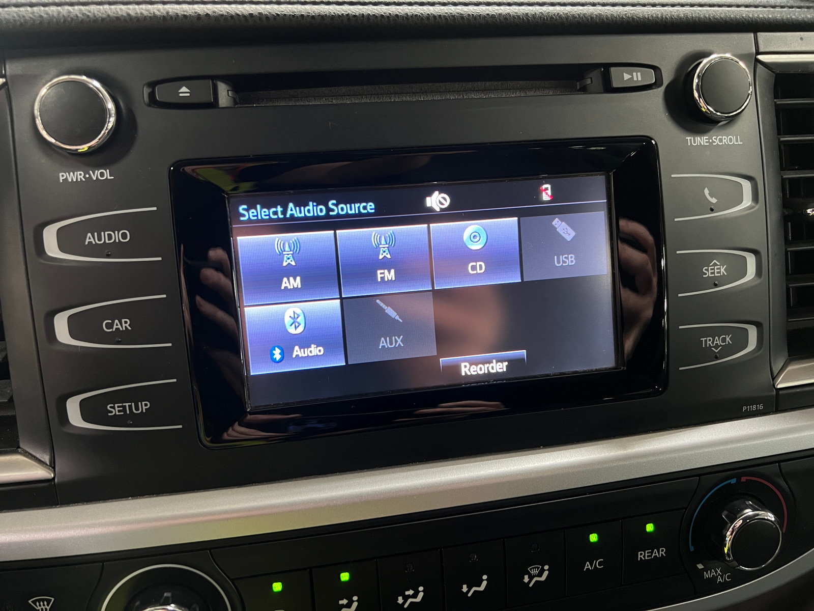 Thumbnail: 2019 Toyota Highlander - 4
