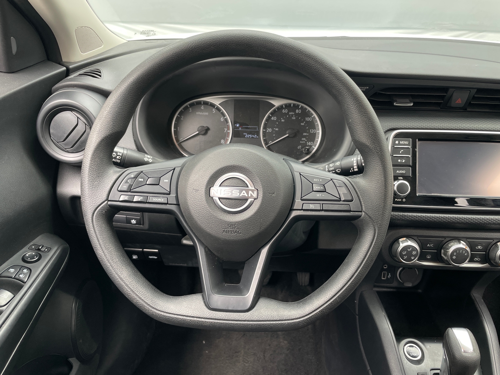 Thumbnail: 2024 Nissan Kicks - 5