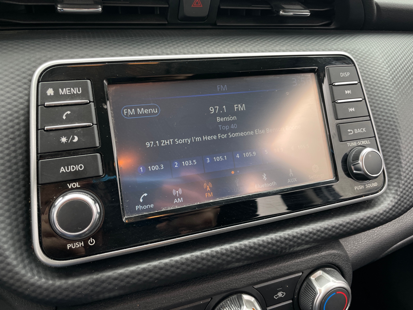 Thumbnail: 2024 Nissan Kicks - 4