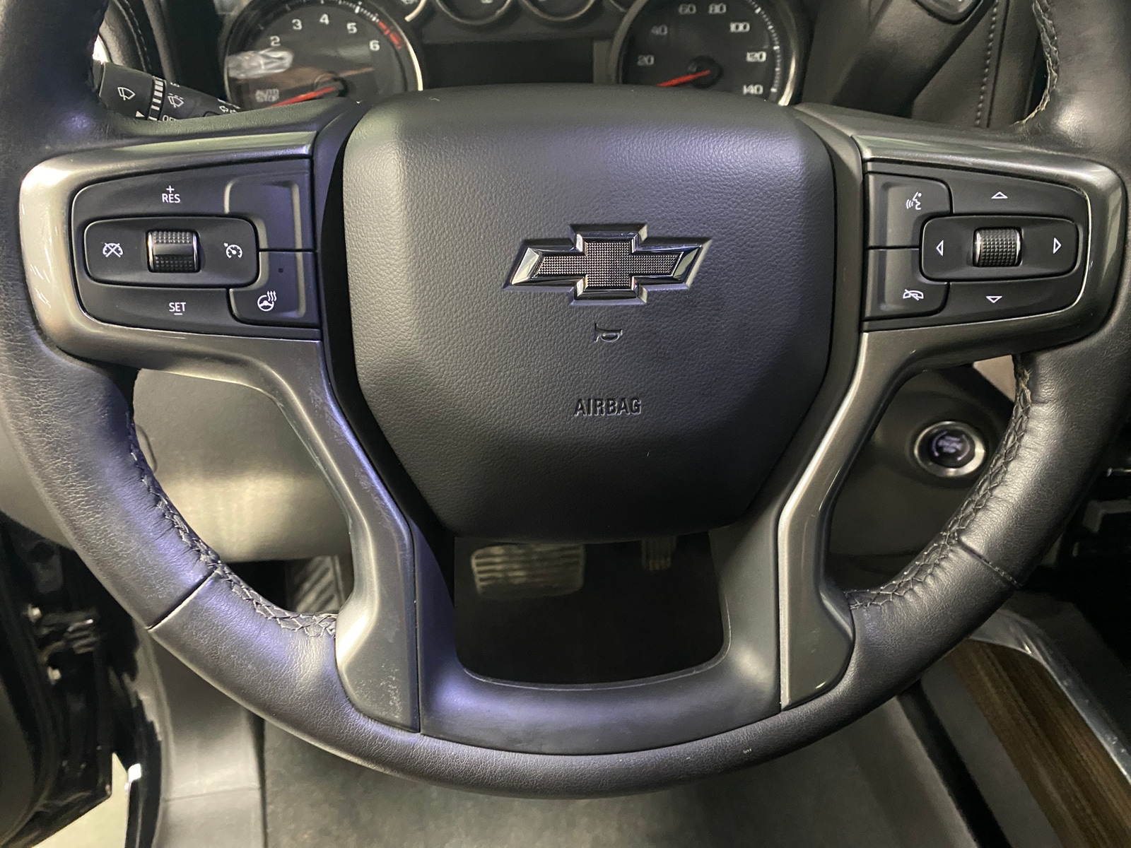 Thumbnail: 2021 Chevrolet Silverado 1500 - 4