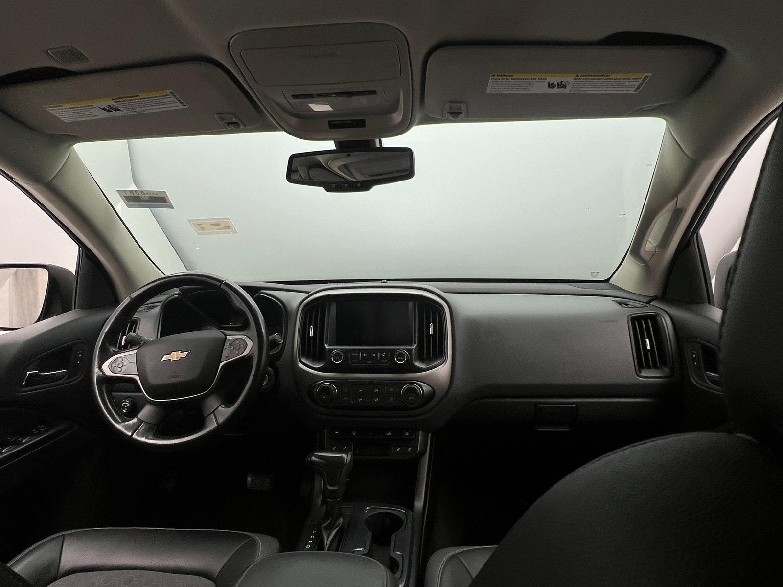 Thumbnail: 2017 Chevrolet Colorado - 3