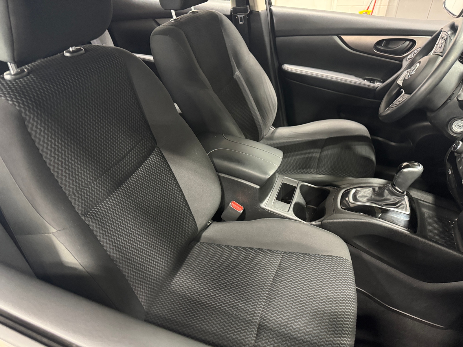 Thumbnail: 2018 Nissan Rogue Sport - 2