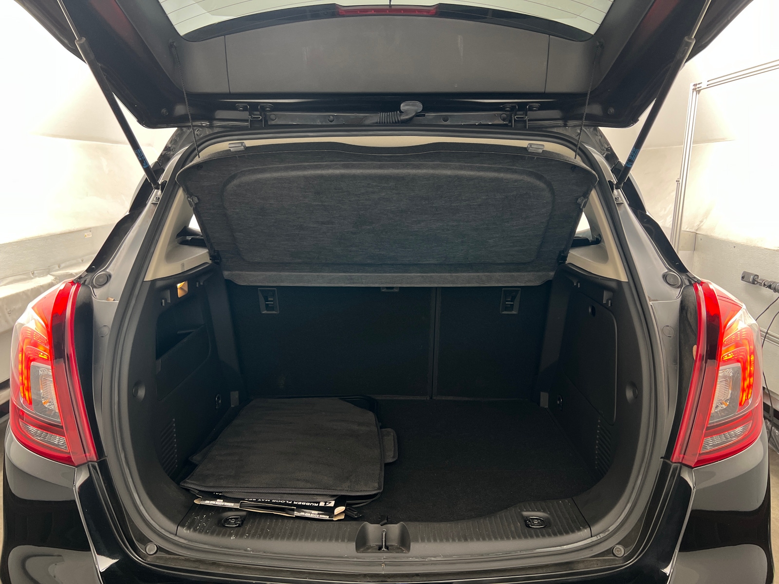Thumbnail: 2022 Buick Encore - 7
