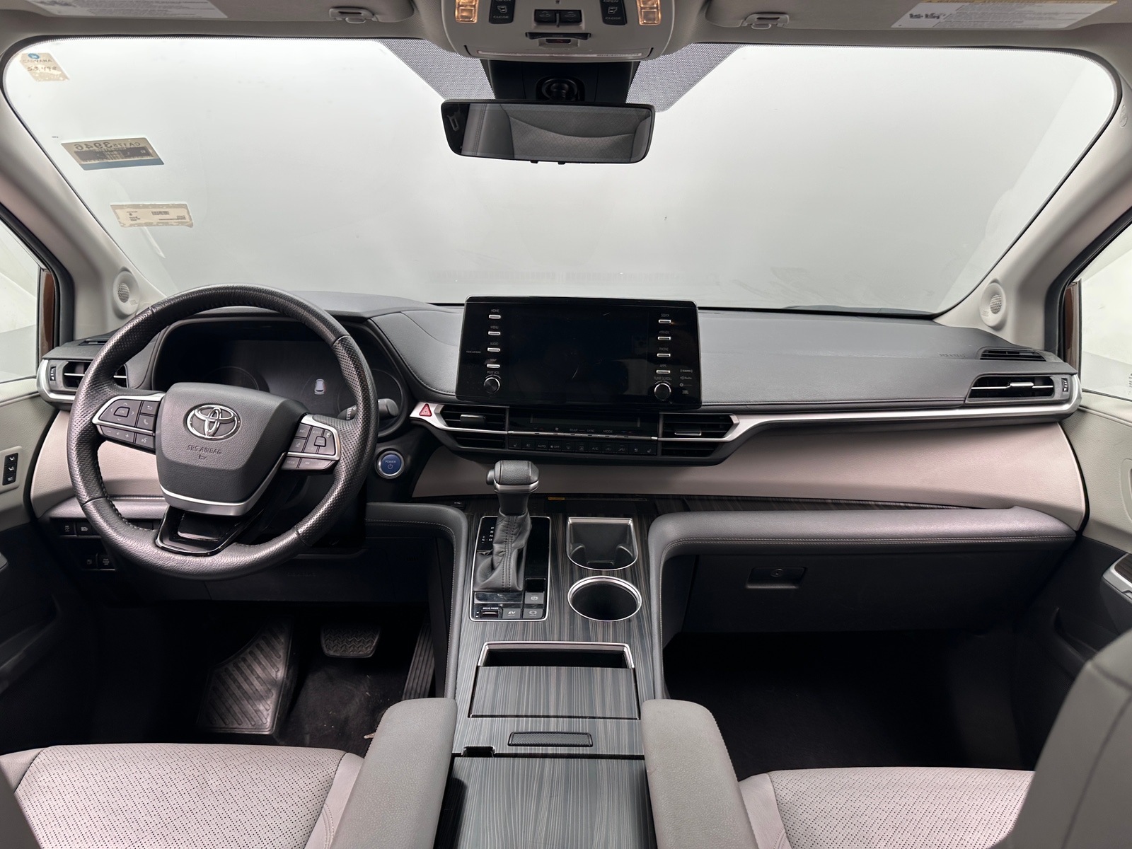Thumbnail: 2022 Toyota Sienna - 2