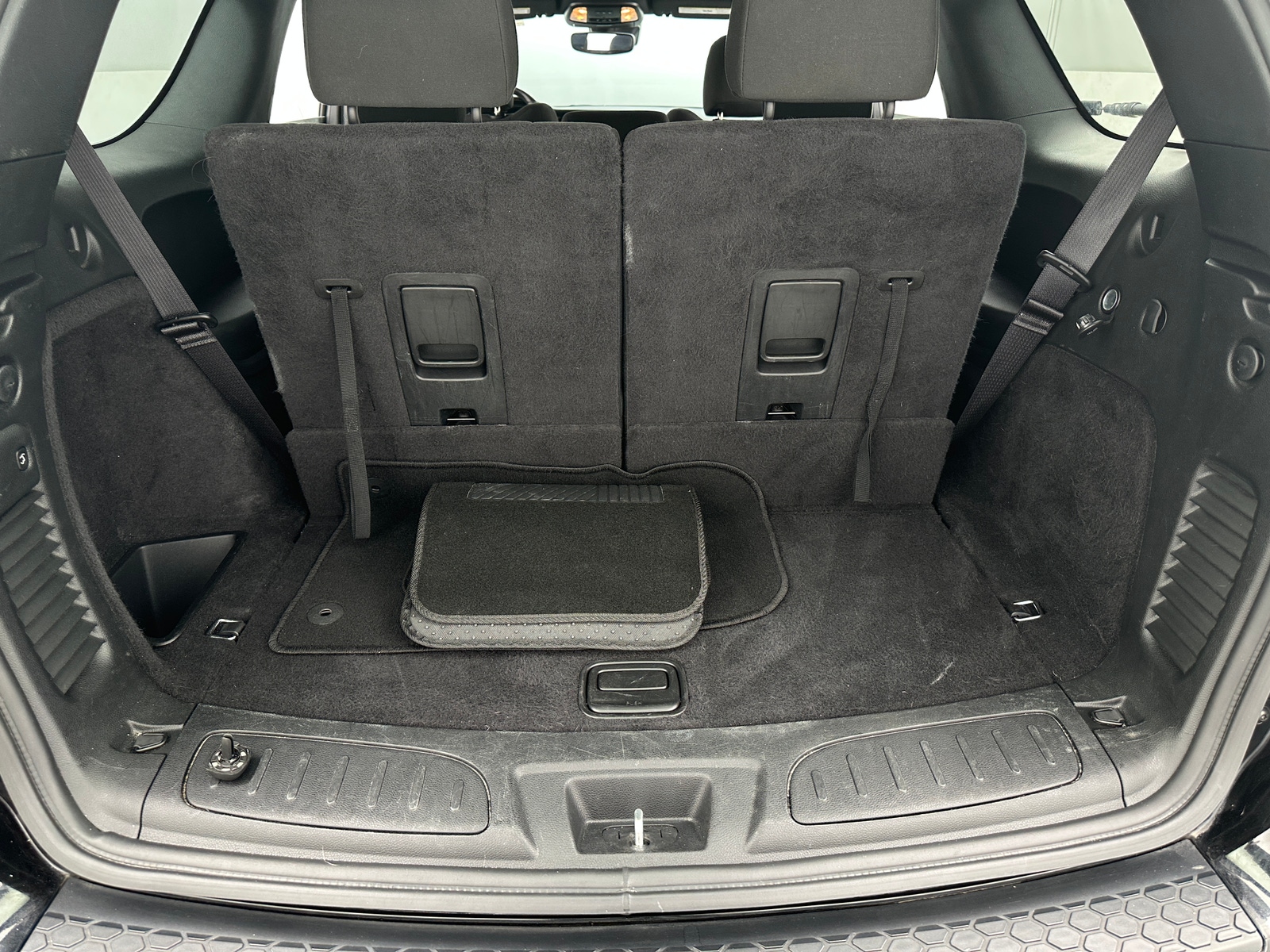 Thumbnail: 2023 Dodge Durango - 7