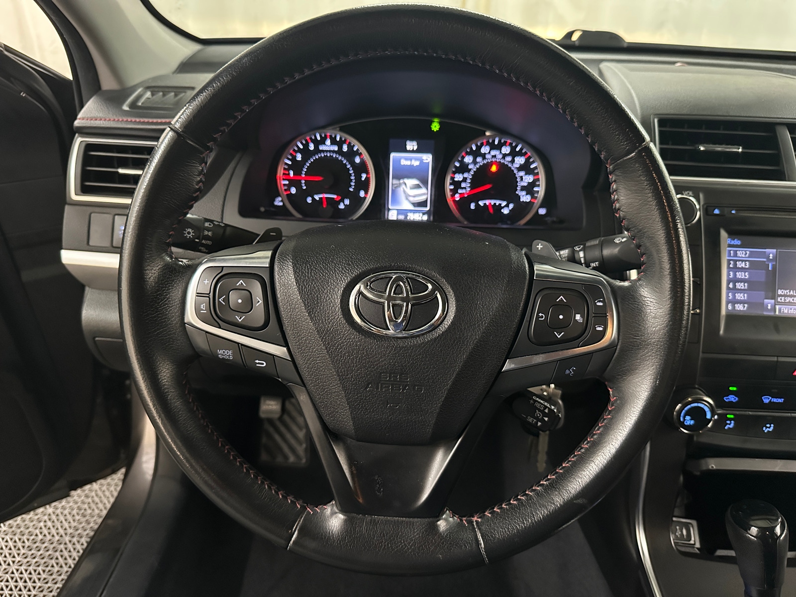 Thumbnail: 2016 Toyota Camry - 5