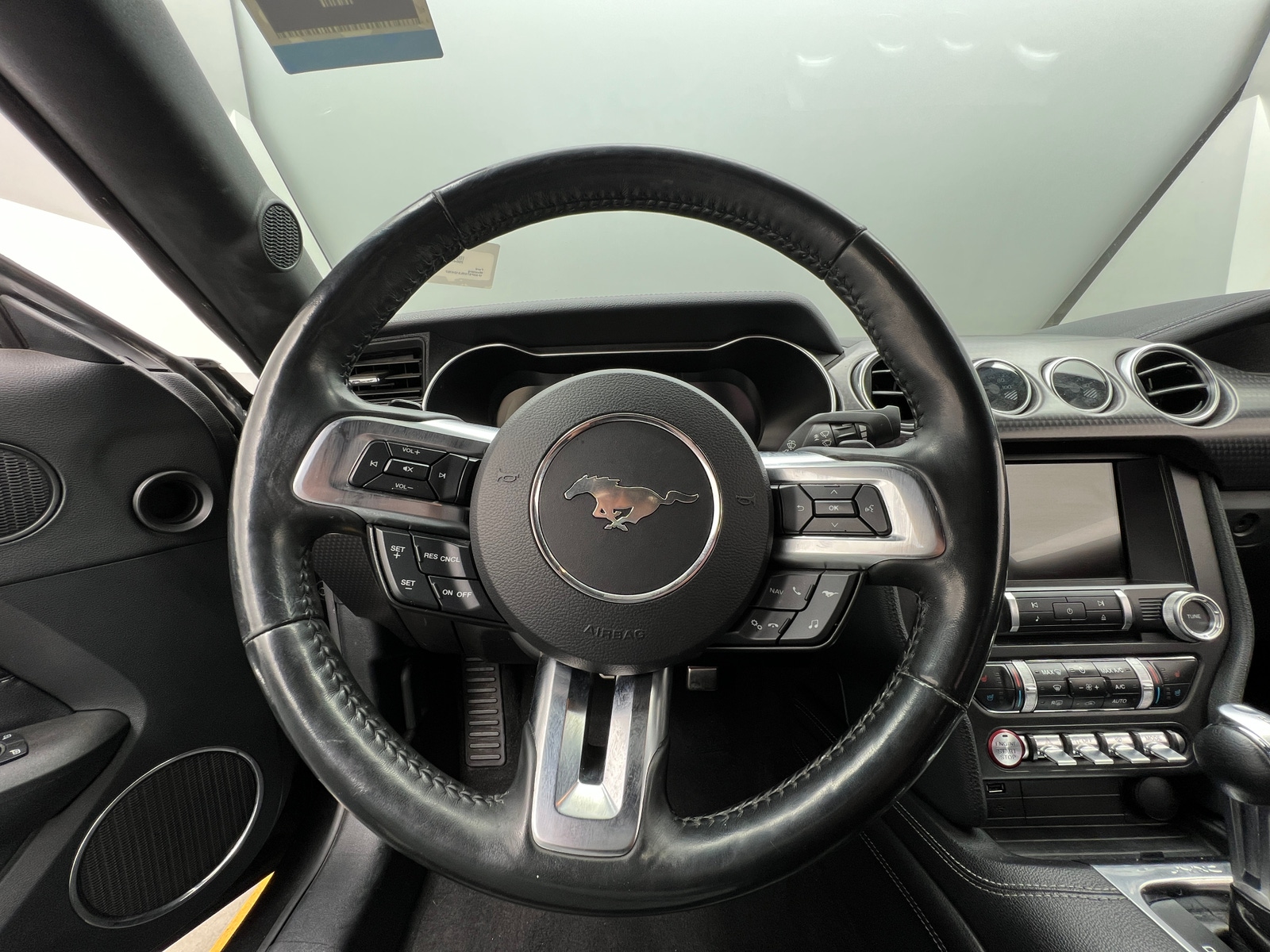 Thumbnail: 2020 Ford Mustang - 3