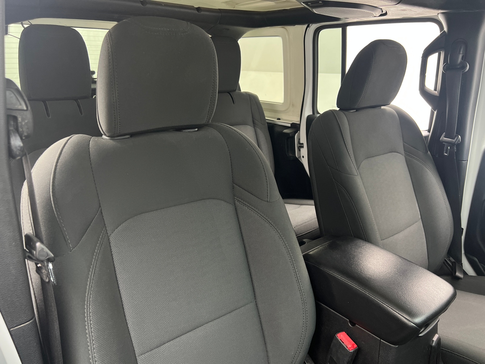 Thumbnail: 2019 Jeep Wrangler - 2