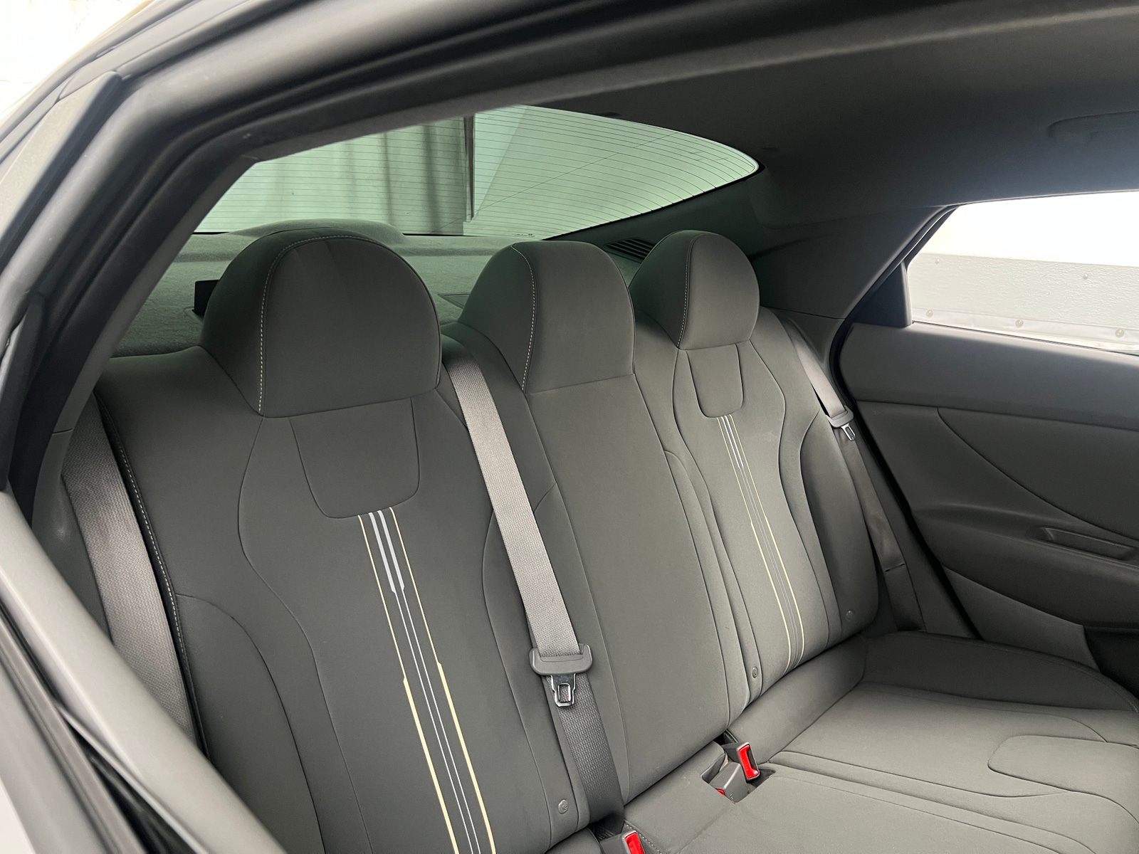 Thumbnail: 2022 Hyundai Elantra - 6
