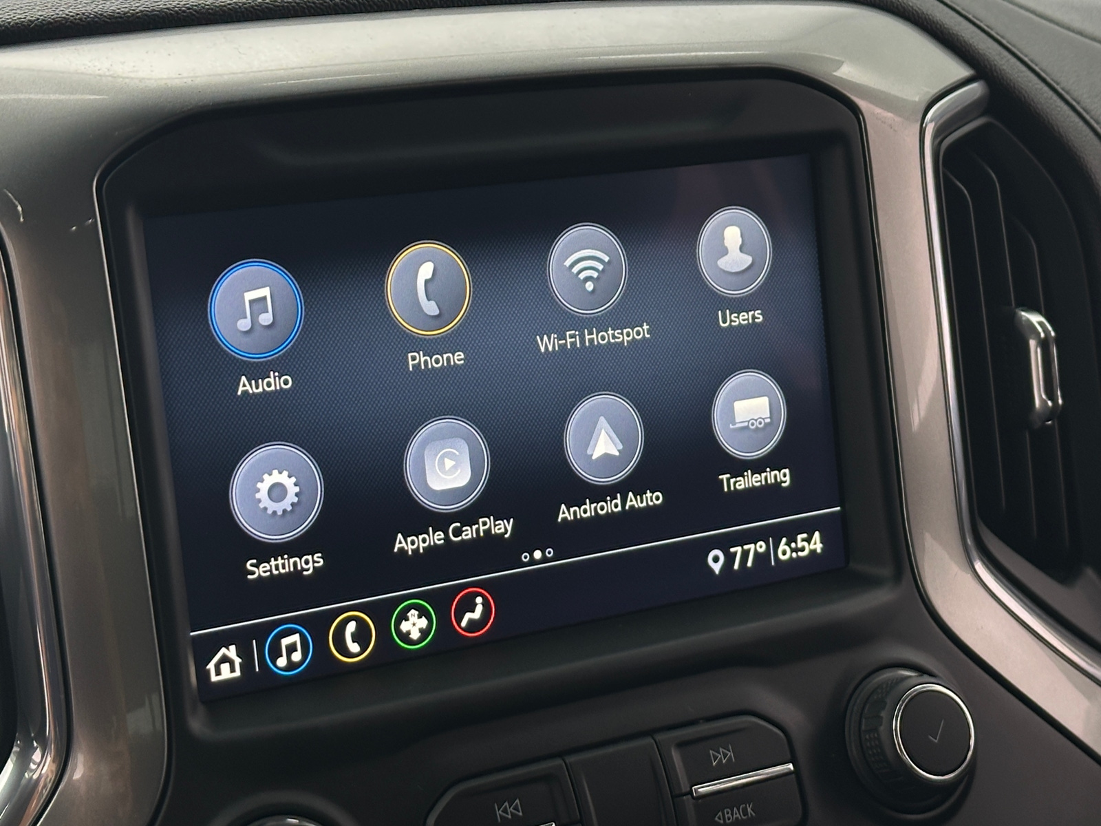 Thumbnail: 2020 Chevrolet Silverado 1500 - 4