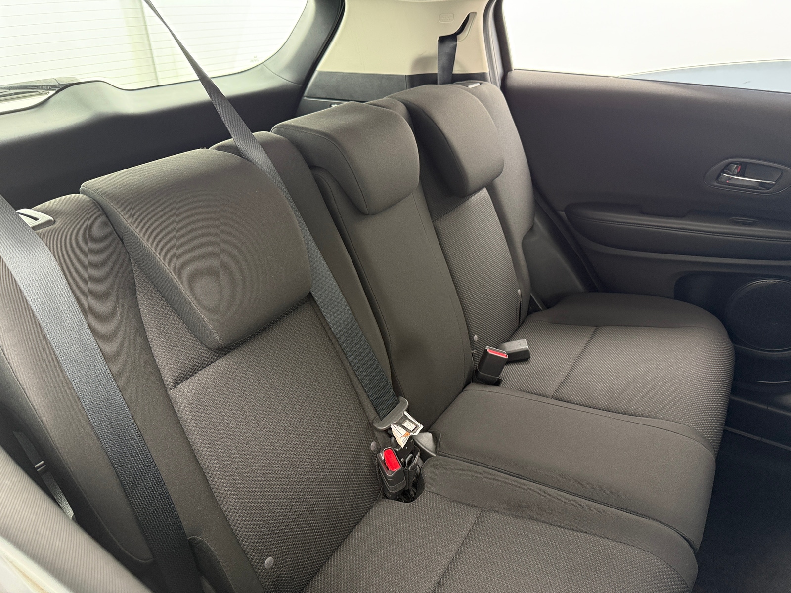 Thumbnail: 2016 Honda HR-V - 6