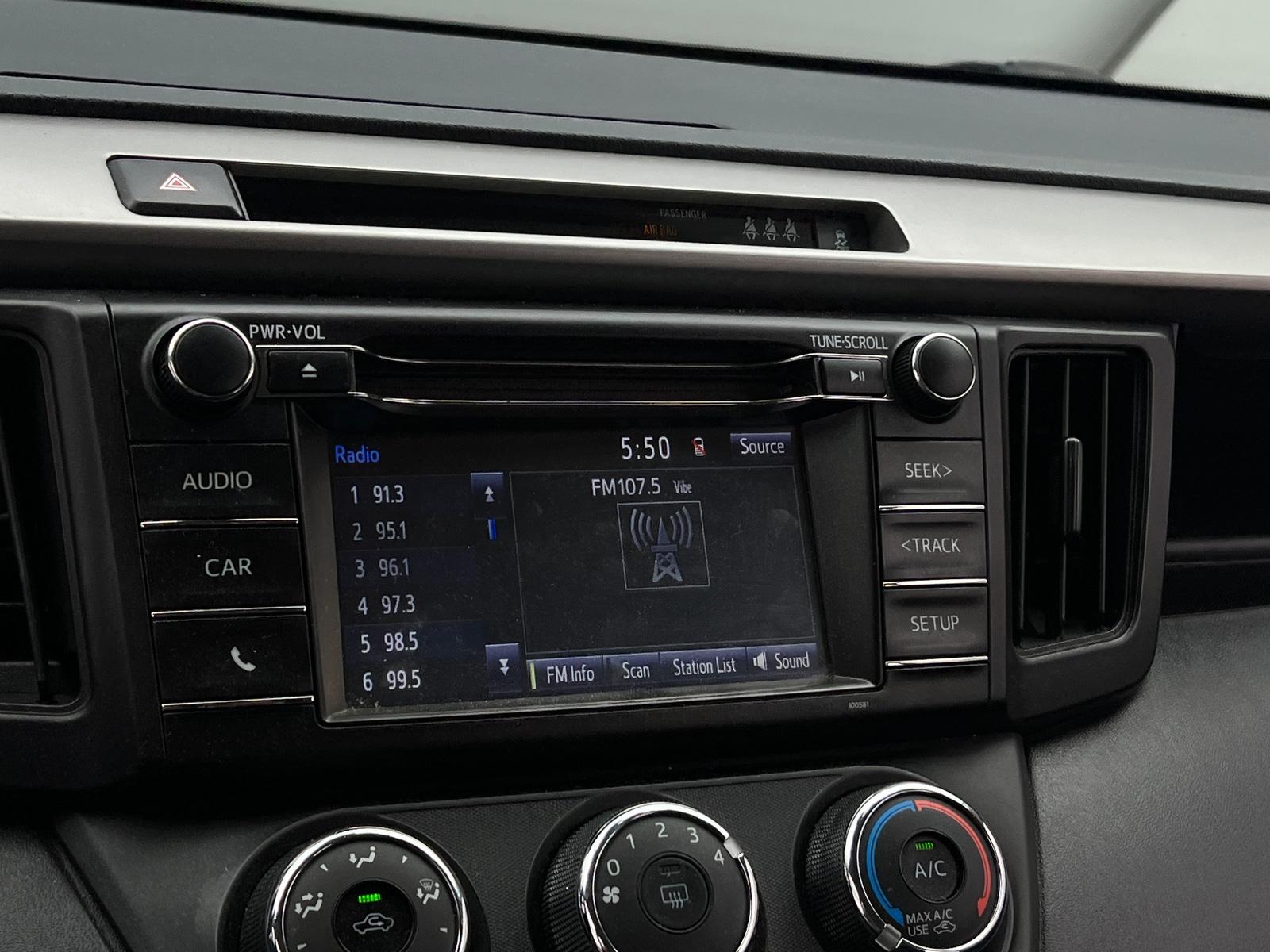 Thumbnail: 2017 Toyota RAV4 - 4