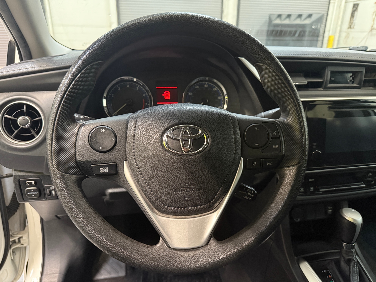 Thumbnail: 2018 Toyota Corolla - 5