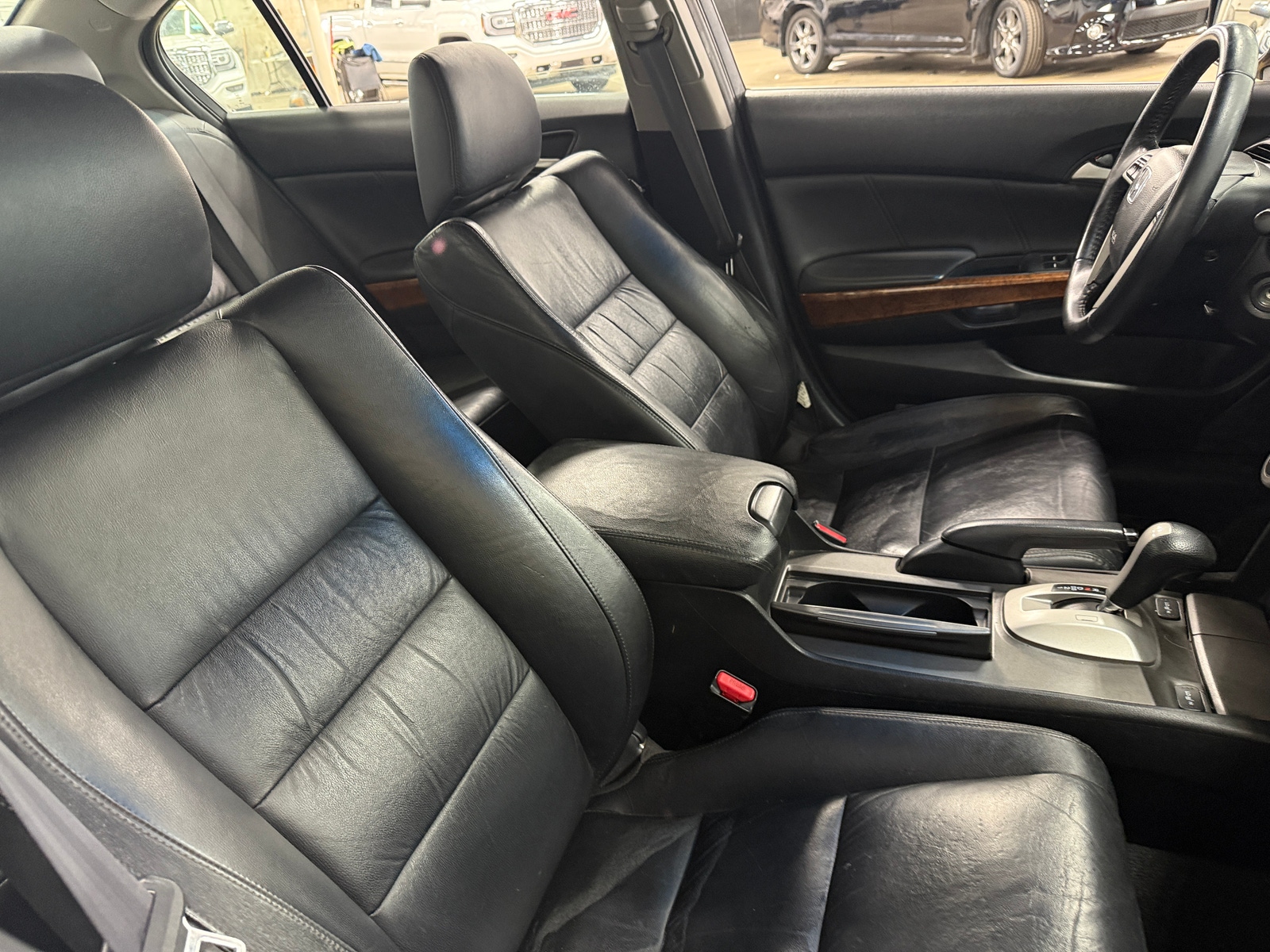 Thumbnail: 2011 Honda Accord - 2
