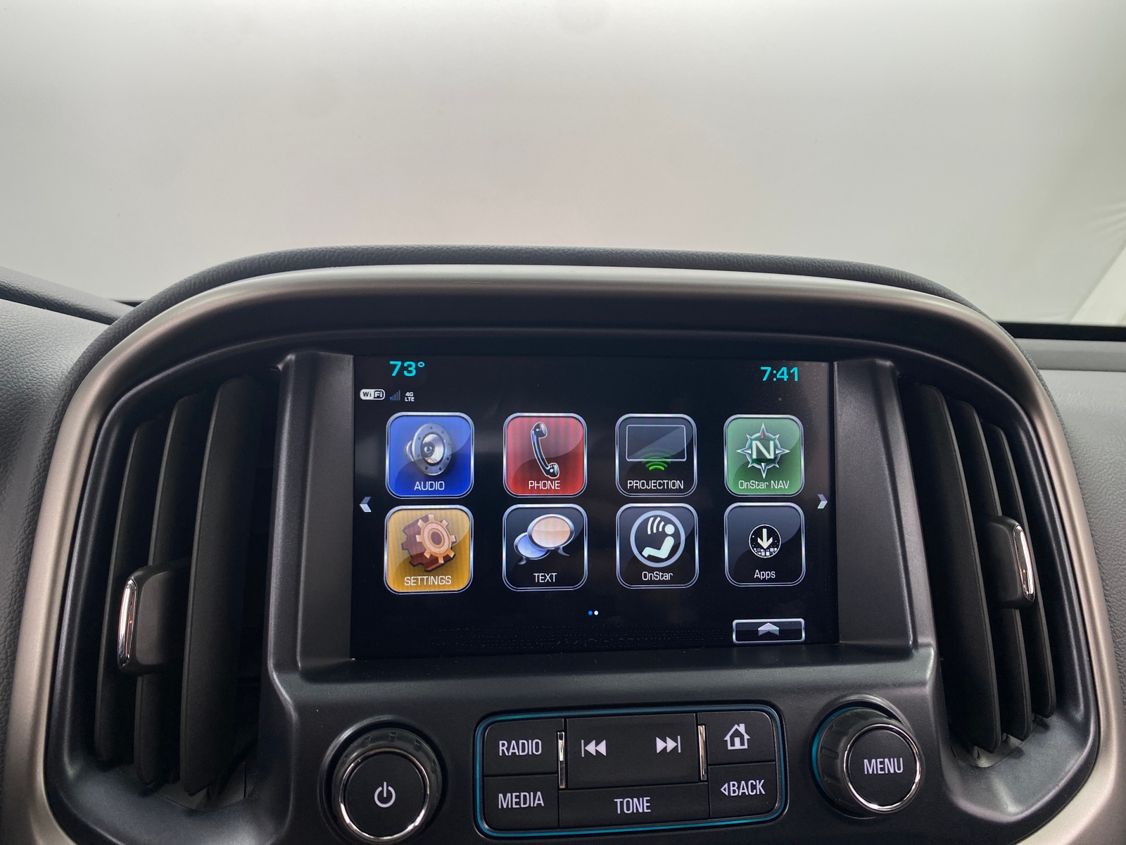 Thumbnail: 2017 Chevrolet Colorado - 4