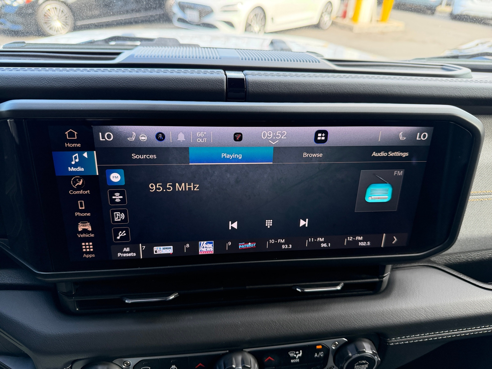 Thumbnail: 2025 Jeep Wrangler - 4