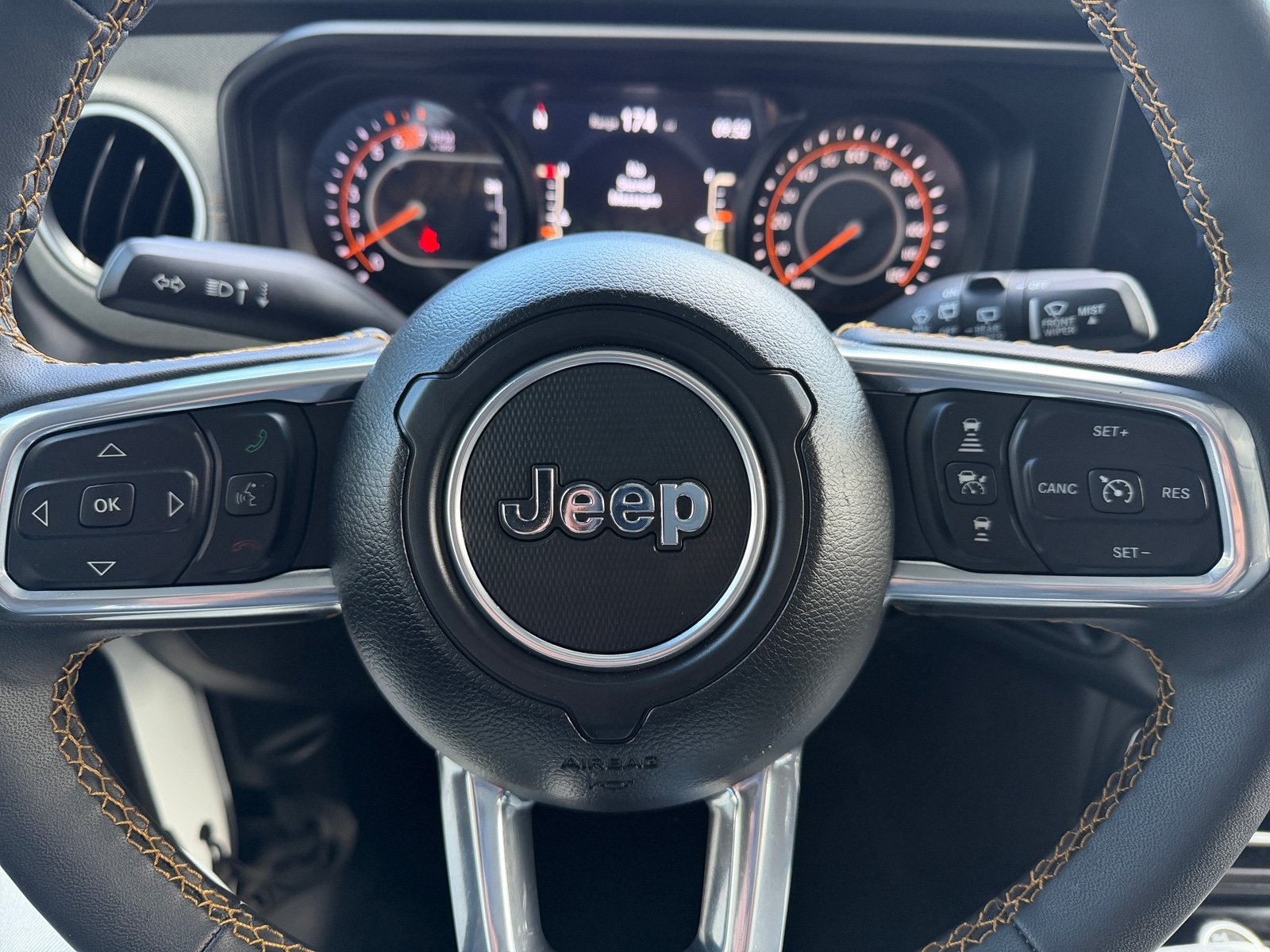 Thumbnail: 2025 Jeep Wrangler - 5