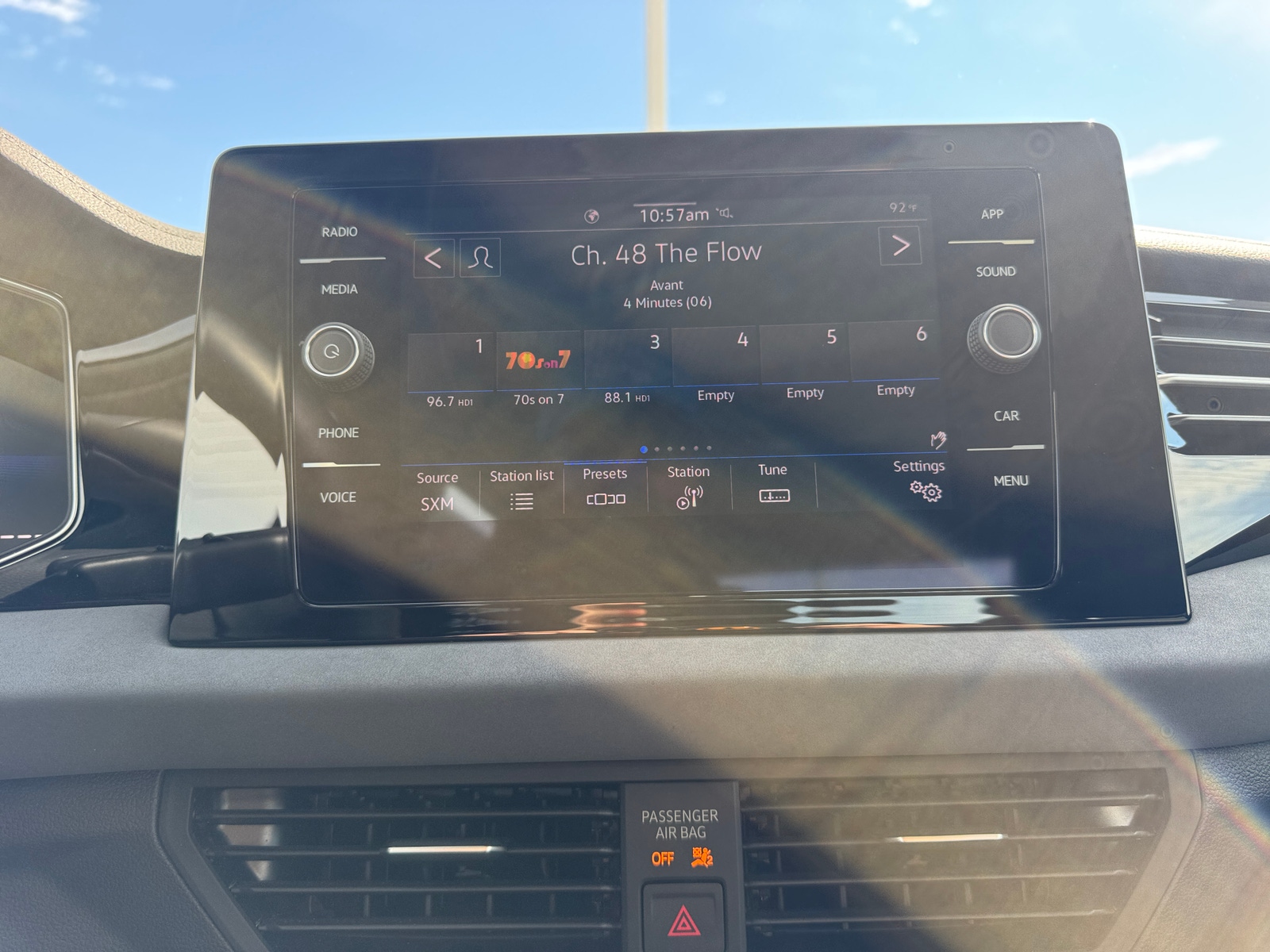 Thumbnail: 2025 Volkswagen Jetta - 4