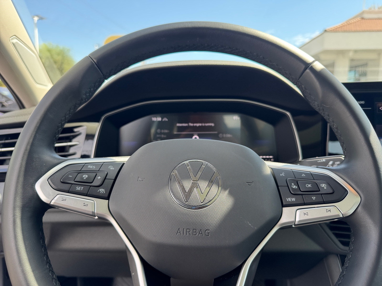 Thumbnail: 2025 Volkswagen Jetta - 5