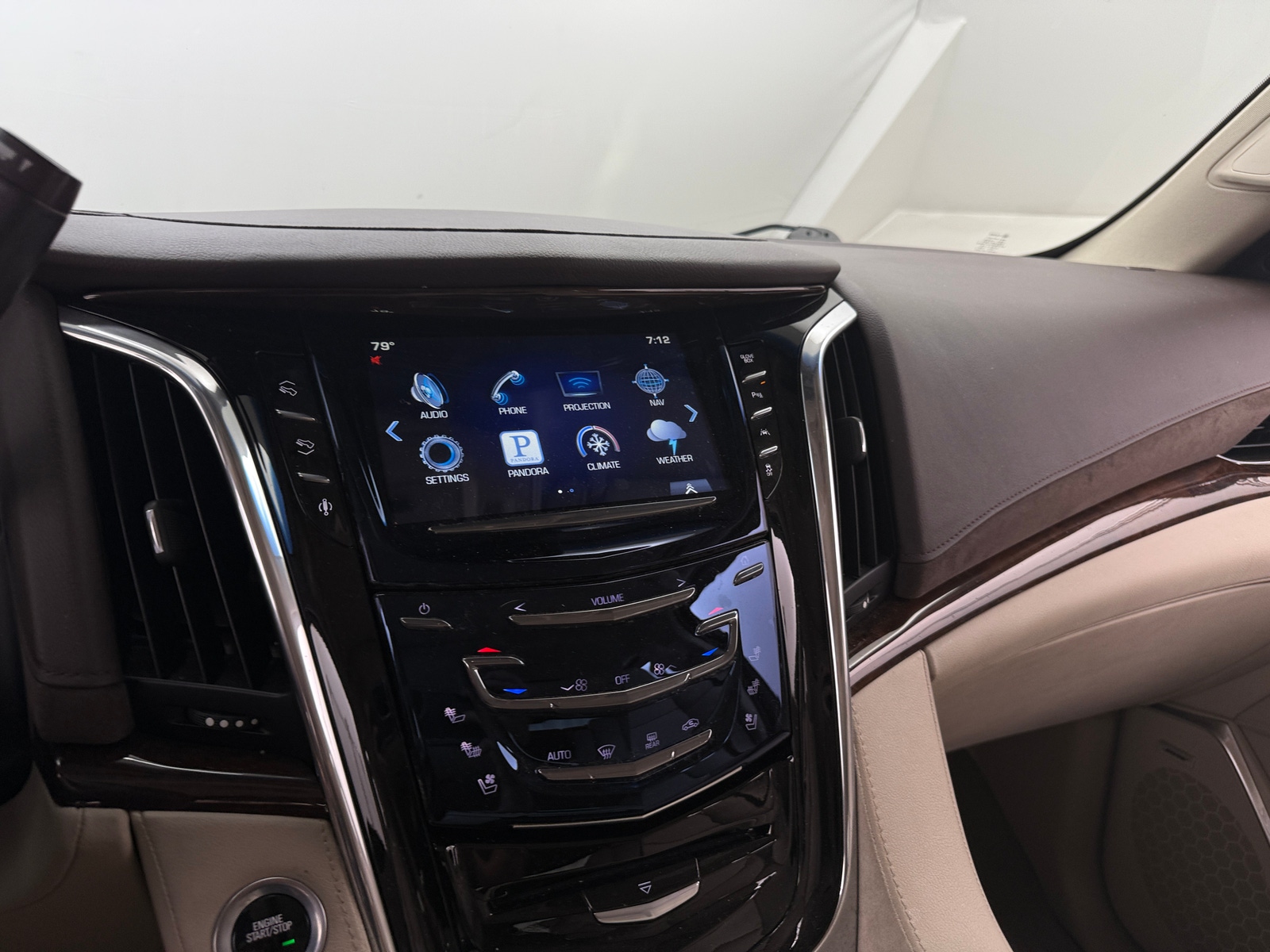 Thumbnail: 2016 Cadillac Escalade - 3