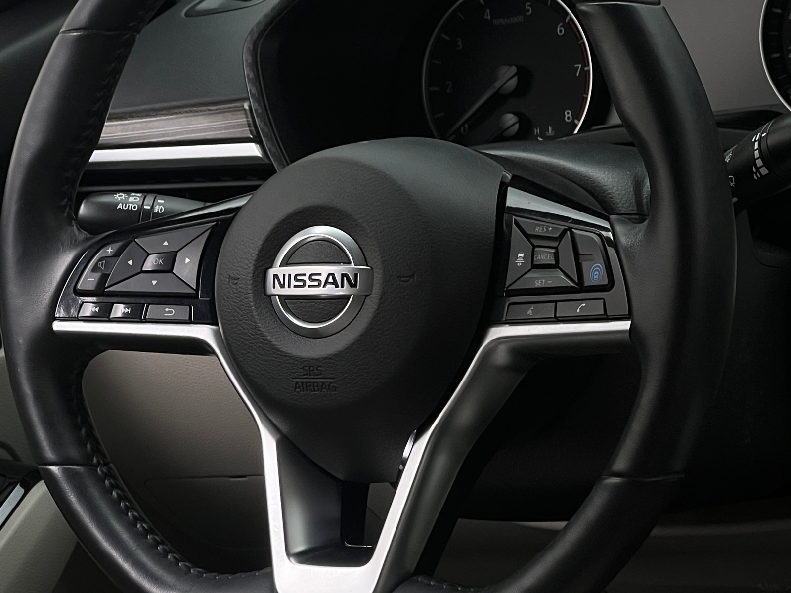 Thumbnail: 2020 Nissan Altima - 4
