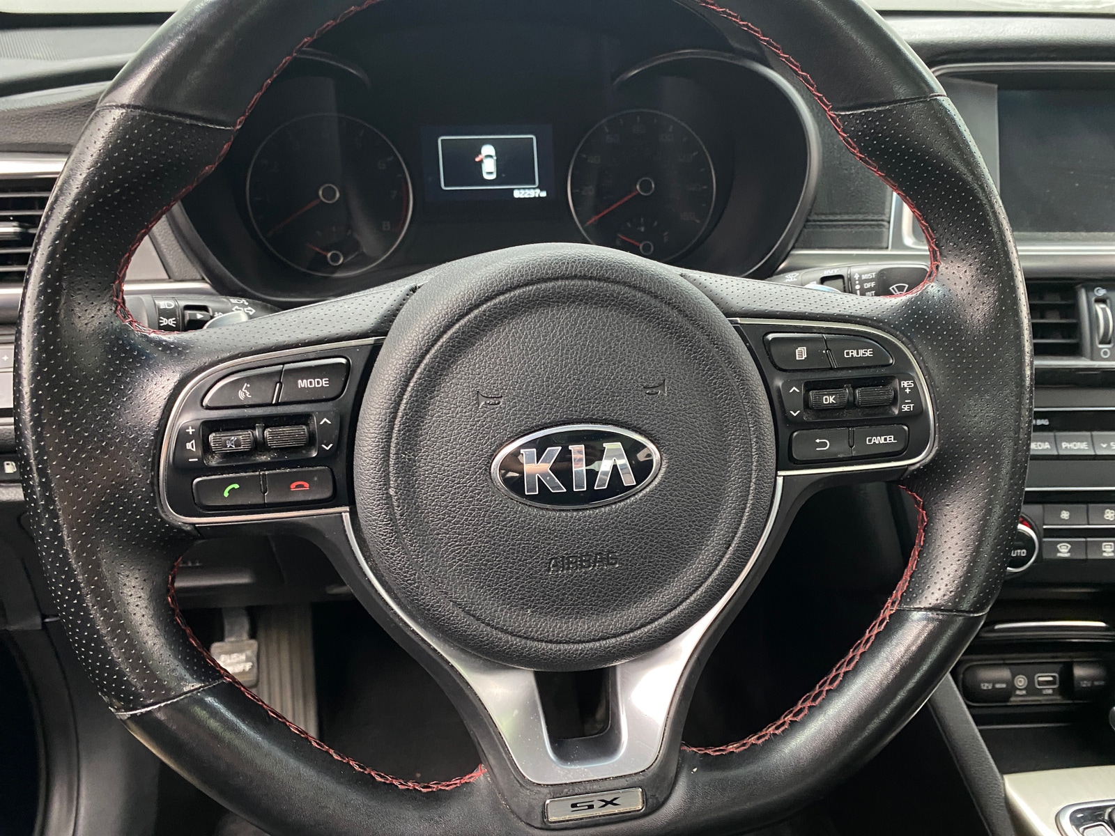 Thumbnail: 2018 Kia Optima - 4