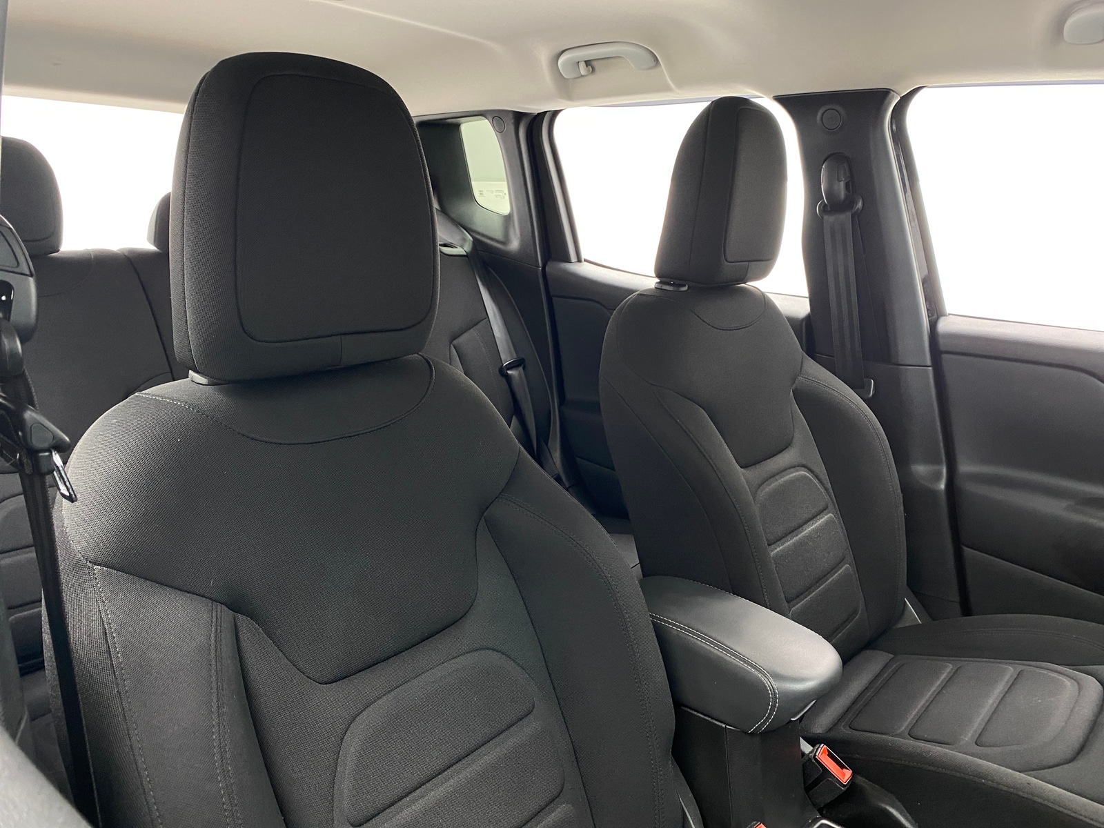 Thumbnail: 2022 Jeep Renegade - 2