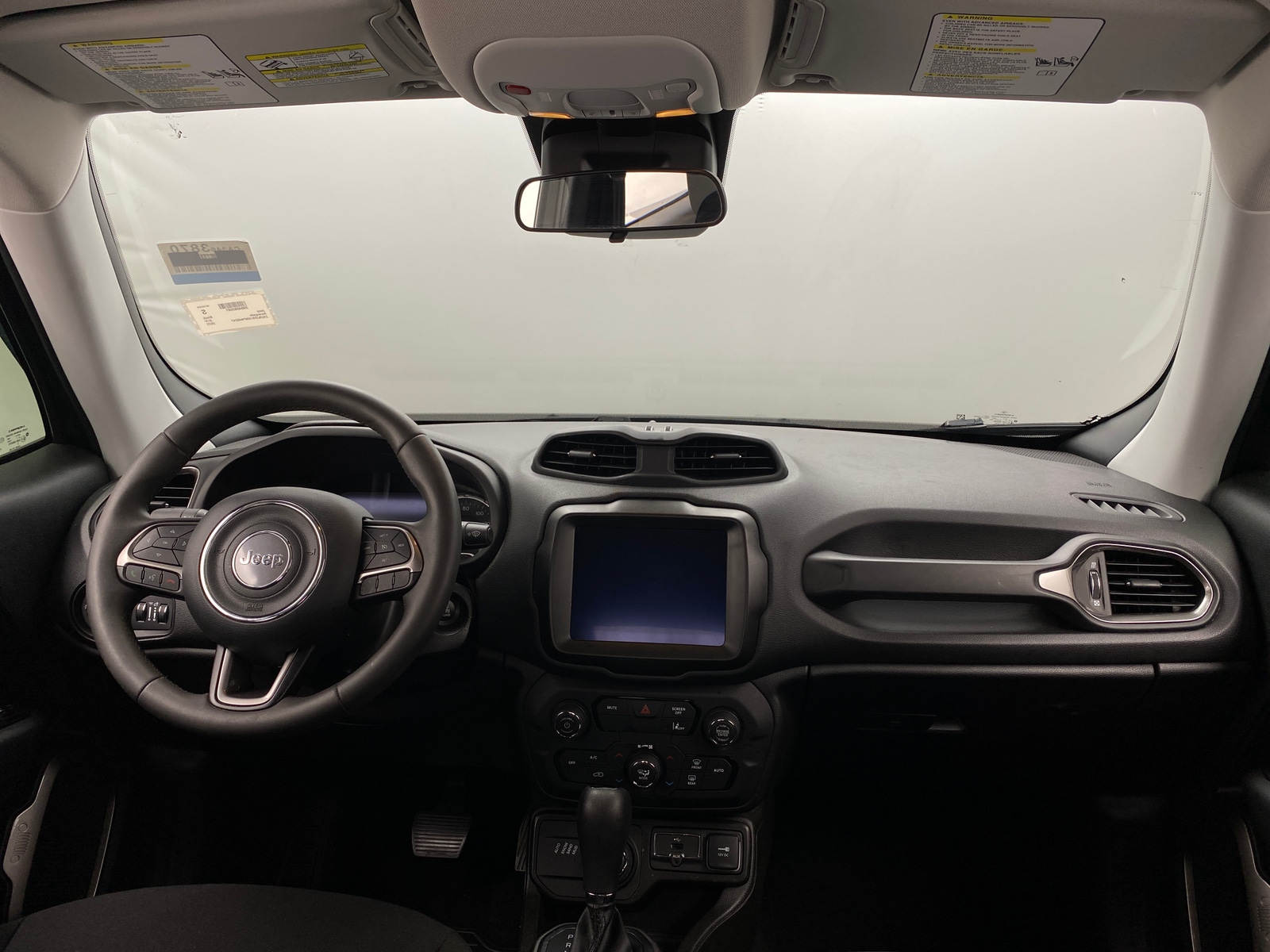 Thumbnail: 2022 Jeep Renegade - 3