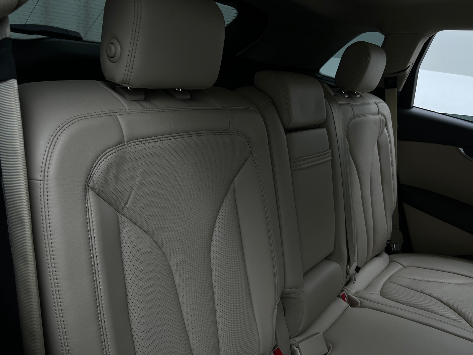 Thumbnail: 2017 Lincoln MKX - 5